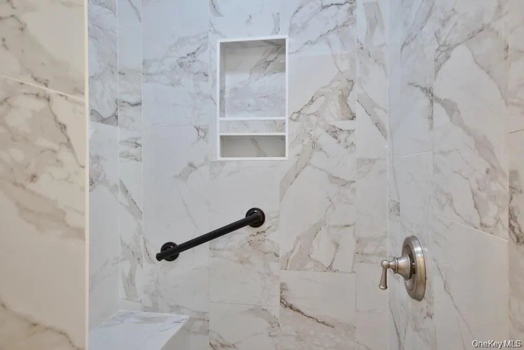 First floor bath First floor bath