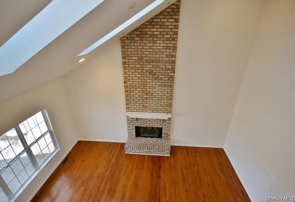 615 Creekside Lane, Fishkill, NY, 3 Bedroom Bedrooms, 9 Room Rooms,2 BathroomBathrooms,Residential Lease,For Rent,Creekside,0,1059093 615 Creekside Lane, Fishkill, NY, 3 Bedroom Bedrooms, 9 Room Rooms,2 BathroomBathrooms,Residential Lease,For Rent,Creekside,0,1059093