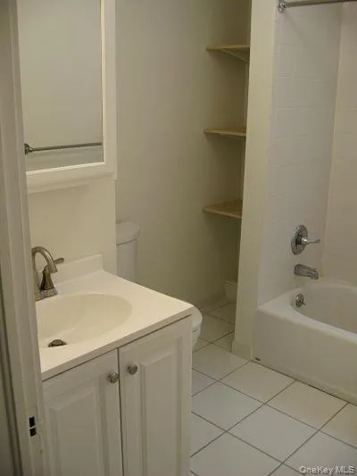 26 Hatch Terrace, Greenburgh, NY, 2 Room Rooms,1 BathroomBathrooms,Residential Lease,For Rent,Hatch,0,1059096 26 Hatch Terrace, Greenburgh, NY, 2 Room Rooms,1 BathroomBathrooms,Residential Lease,For Rent,Hatch,0,1059096