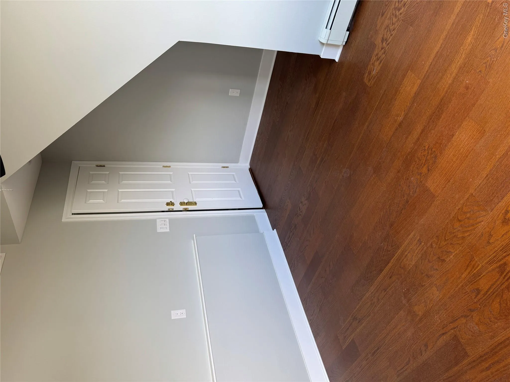 50 Cedar Point Drive, Islip, NY, 5 Bedroom Bedrooms, 9 Room Rooms,2 BathroomBathrooms,Residential Lease,For Rent,Cedar Point,0,1059099 50 Cedar Point Drive, Islip, NY, 5 Bedroom Bedrooms, 9 Room Rooms,2 BathroomBathrooms,Residential Lease,For Rent,Cedar Point,0,1059099