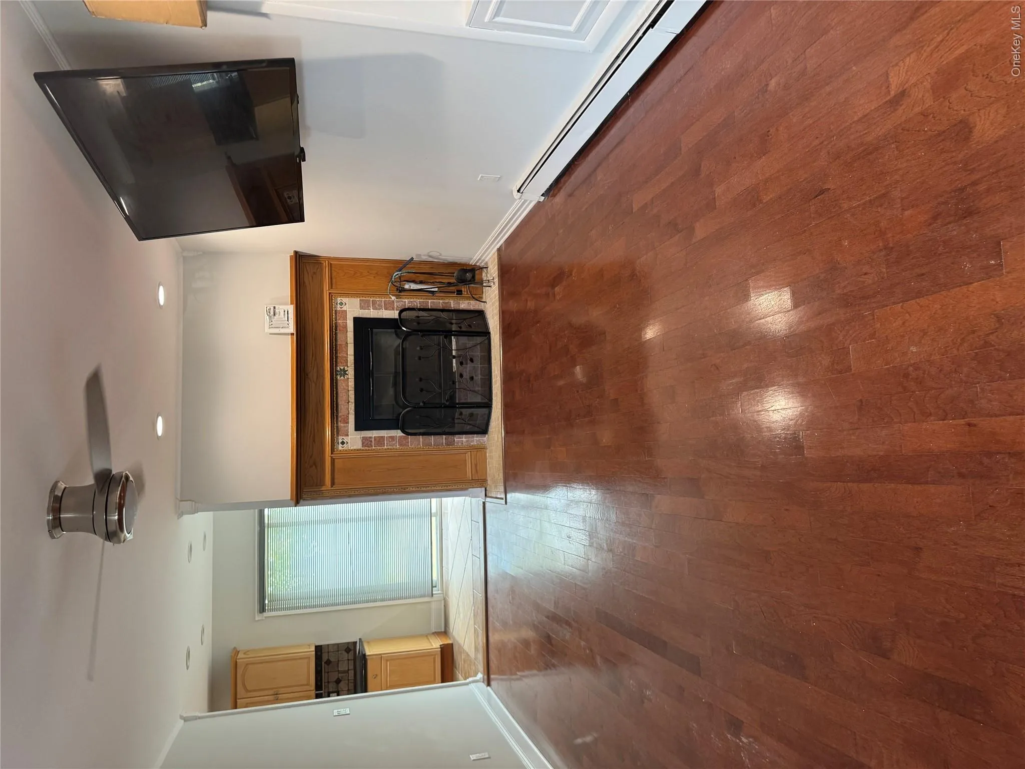 50 Cedar Point Drive, Islip, NY, 5 Bedroom Bedrooms, 9 Room Rooms,2 BathroomBathrooms,Residential Lease,For Rent,Cedar Point,0,1059099 50 Cedar Point Drive, Islip, NY, 5 Bedroom Bedrooms, 9 Room Rooms,2 BathroomBathrooms,Residential Lease,For Rent,Cedar Point,0,1059099