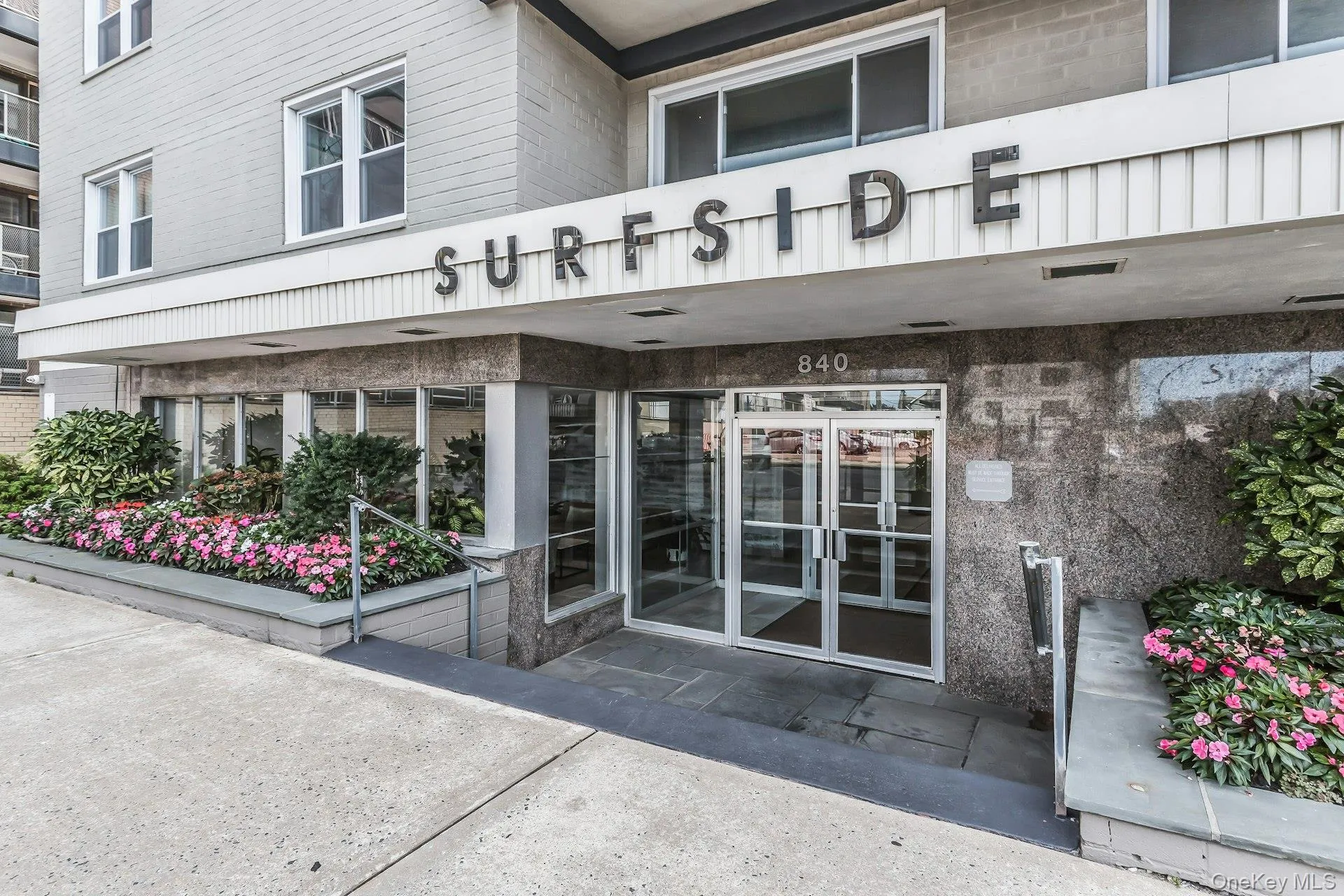 840 Shore Road, Long Beach, NY, 1 Bedroom Bedrooms, 3 Rooms Rooms,1 BathroomBathrooms,Residential,For Rent,Shore,0,1059101 840 Shore Road, Long Beach, NY, 1 Bedroom Bedrooms, 3 Rooms Rooms,1 BathroomBathrooms,Residential,For Rent,Shore,0,1059101