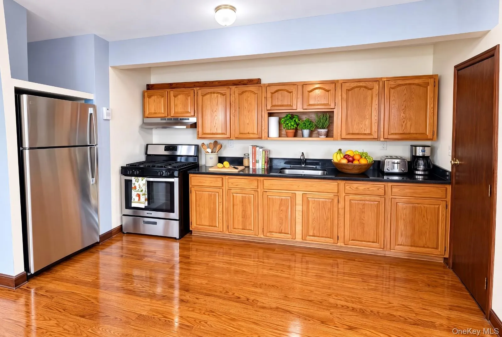 97-46 77th Street, New York, NY, 4 Bedroom Bedrooms, 6 Room Rooms,1 BathroomBathrooms,Residential Lease,For Rent,77th,0,1059107 97-46 77th Street, New York, NY, 4 Bedroom Bedrooms, 6 Room Rooms,1 BathroomBathrooms,Residential Lease,For Rent,77th,0,1059107
