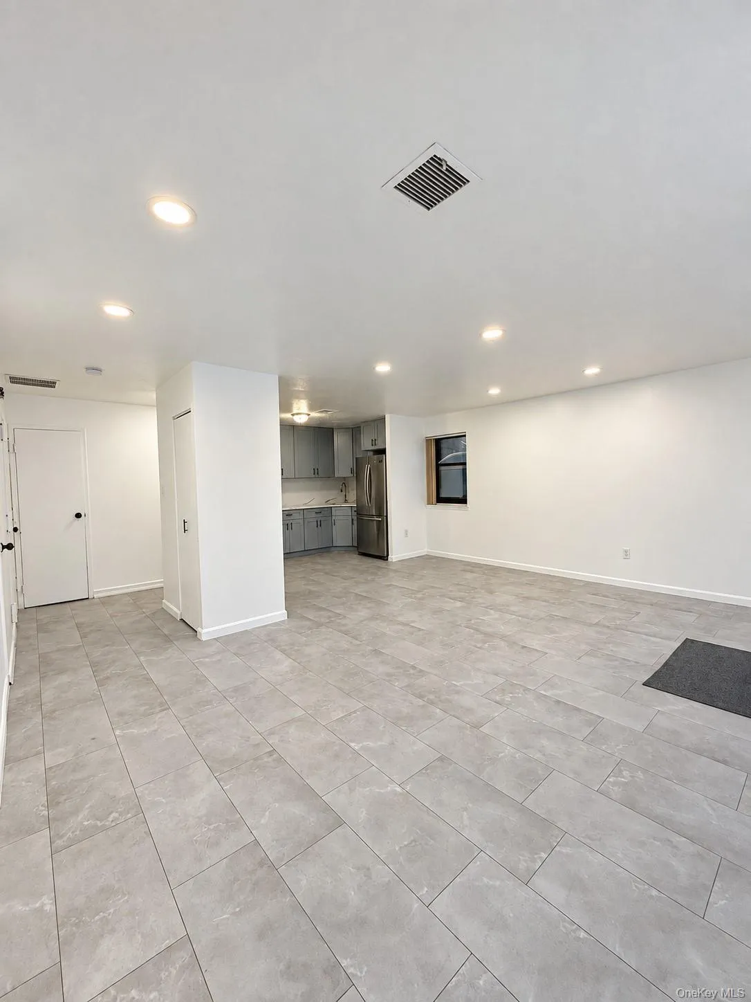 818 Trinity Avenue, New York, NY, 3 Bedrooms Bedrooms, 7 Rooms Rooms,1 BathroomBathrooms,Residential,For Rent,Trinity,0,1059110 818 Trinity Avenue, New York, NY, 3 Bedrooms Bedrooms, 7 Rooms Rooms,1 BathroomBathrooms,Residential,For Rent,Trinity,0,1059110