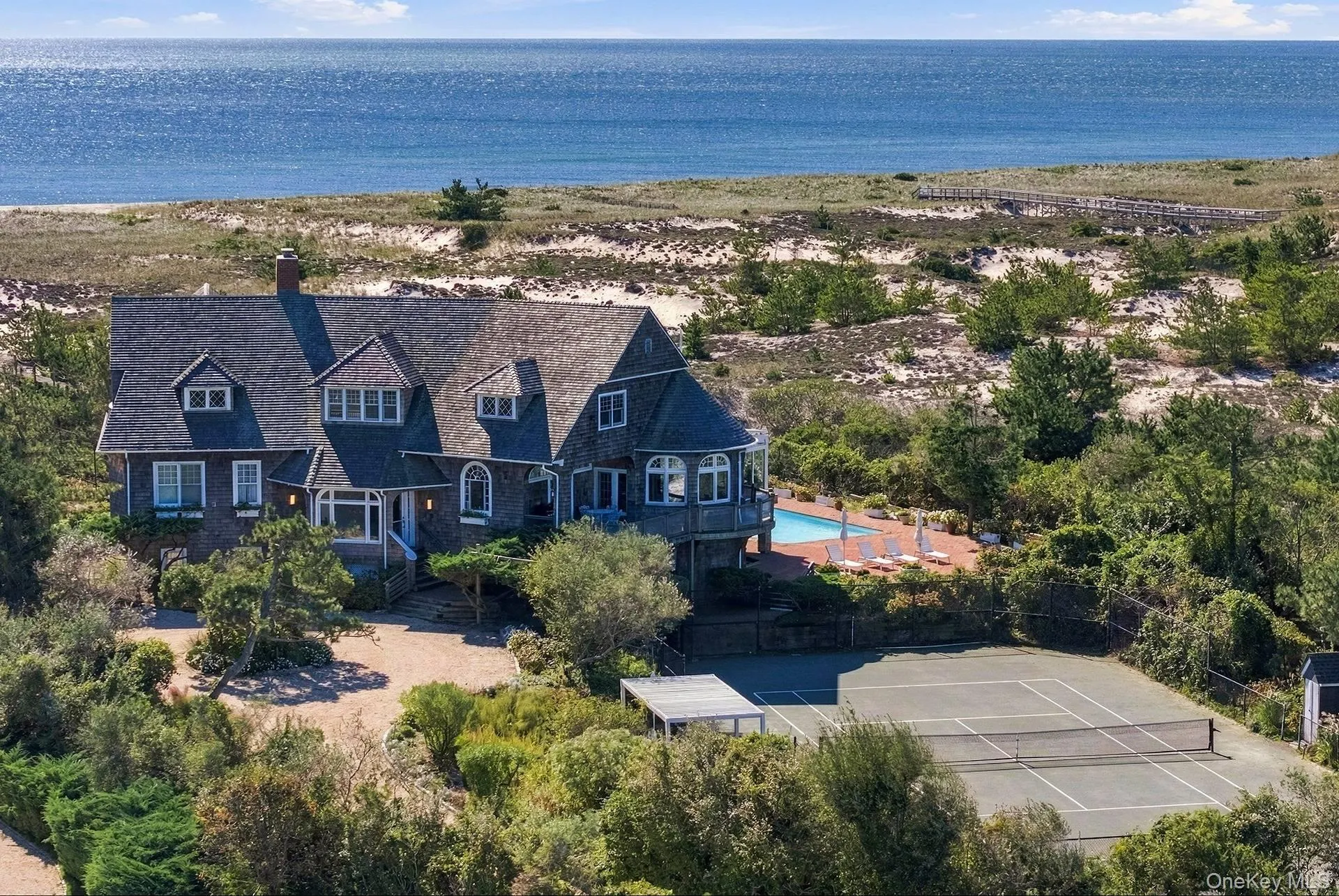 2040 Meadow Lane, Southampton, New York 11968