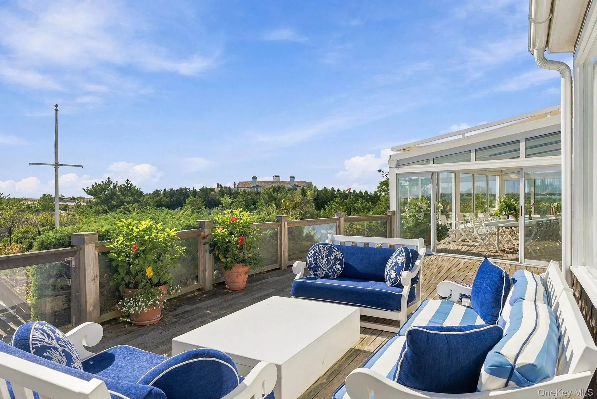 2040 Meadow Lane, Southampton, New York 11968