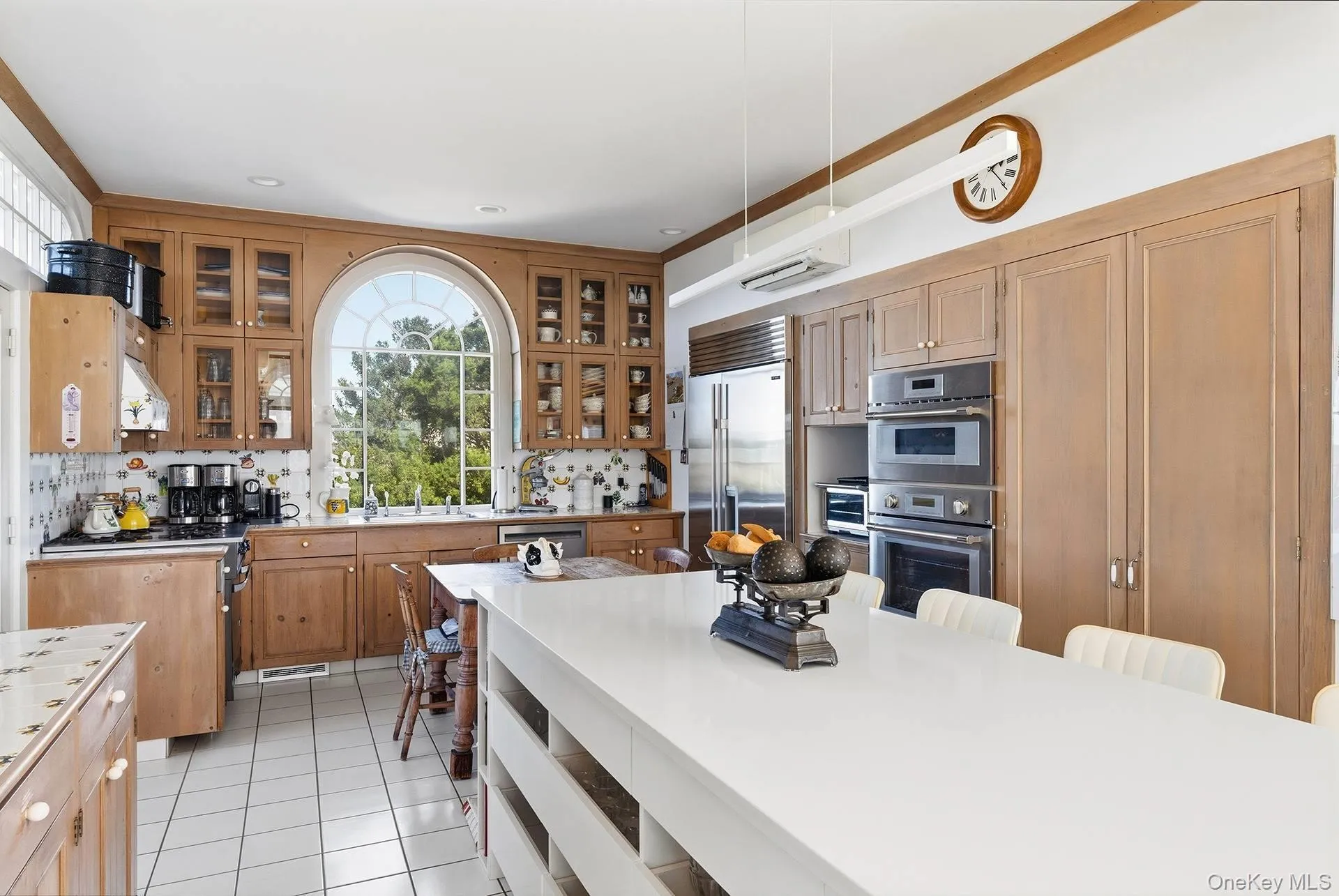 2040 Meadow Lane, Southampton, New York 11968