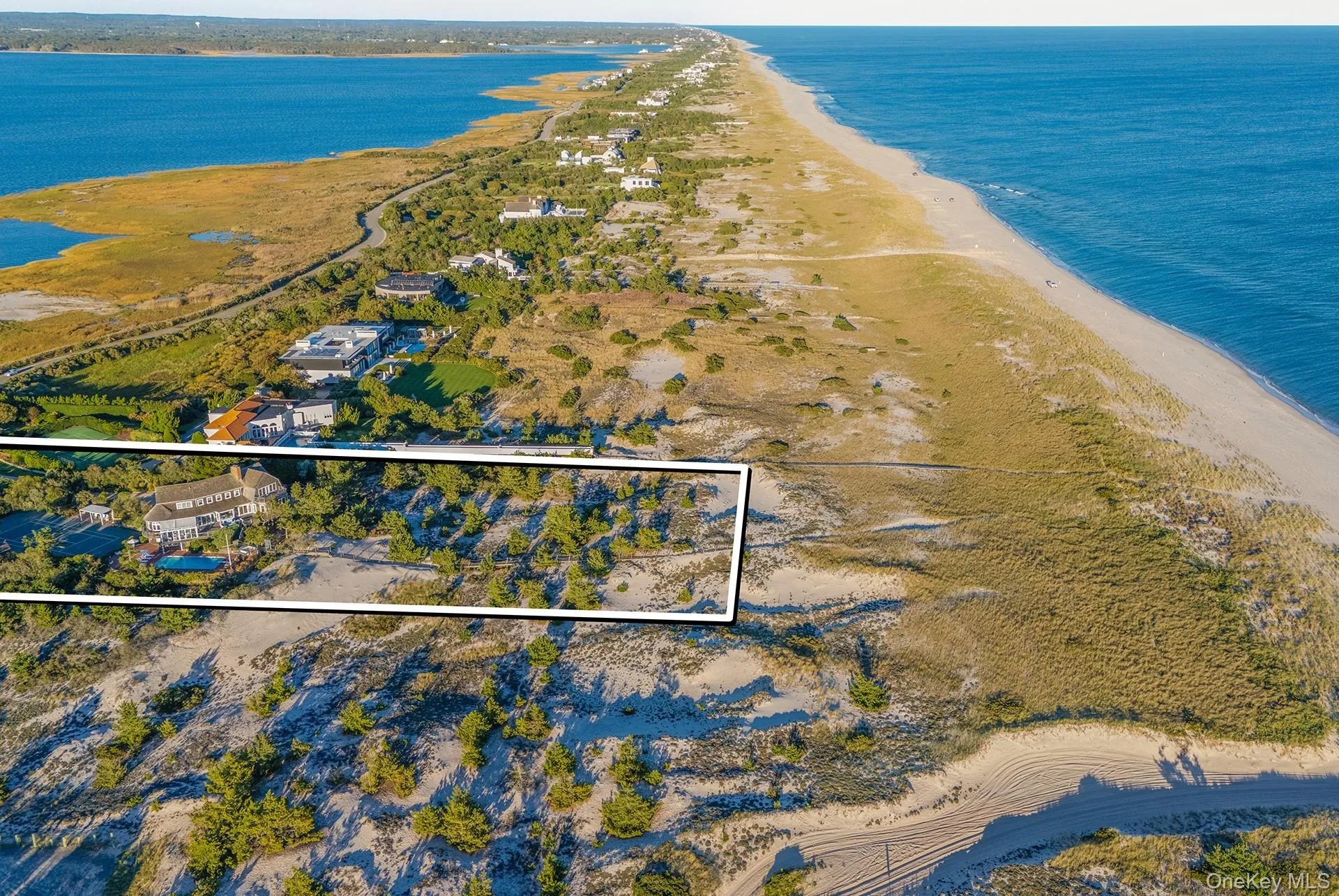 2040 Meadow Lane, Southampton, New York 11968