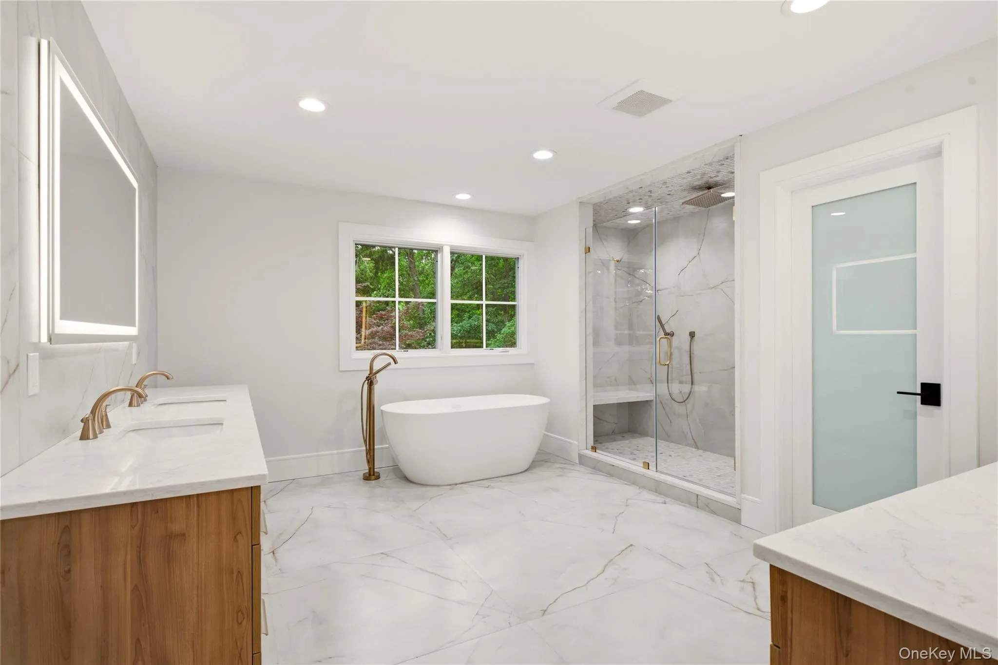 654 Caledonia Road, Huntington, NY, 5 Bedroom Bedrooms, 12 Room Rooms,5 BathroomBathrooms,Residential Lease,For Rent,Caledonia,0,1059115 654 Caledonia Road, Huntington, NY, 5 Bedroom Bedrooms, 12 Room Rooms,5 BathroomBathrooms,Residential Lease,For Rent,Caledonia,0,1059115