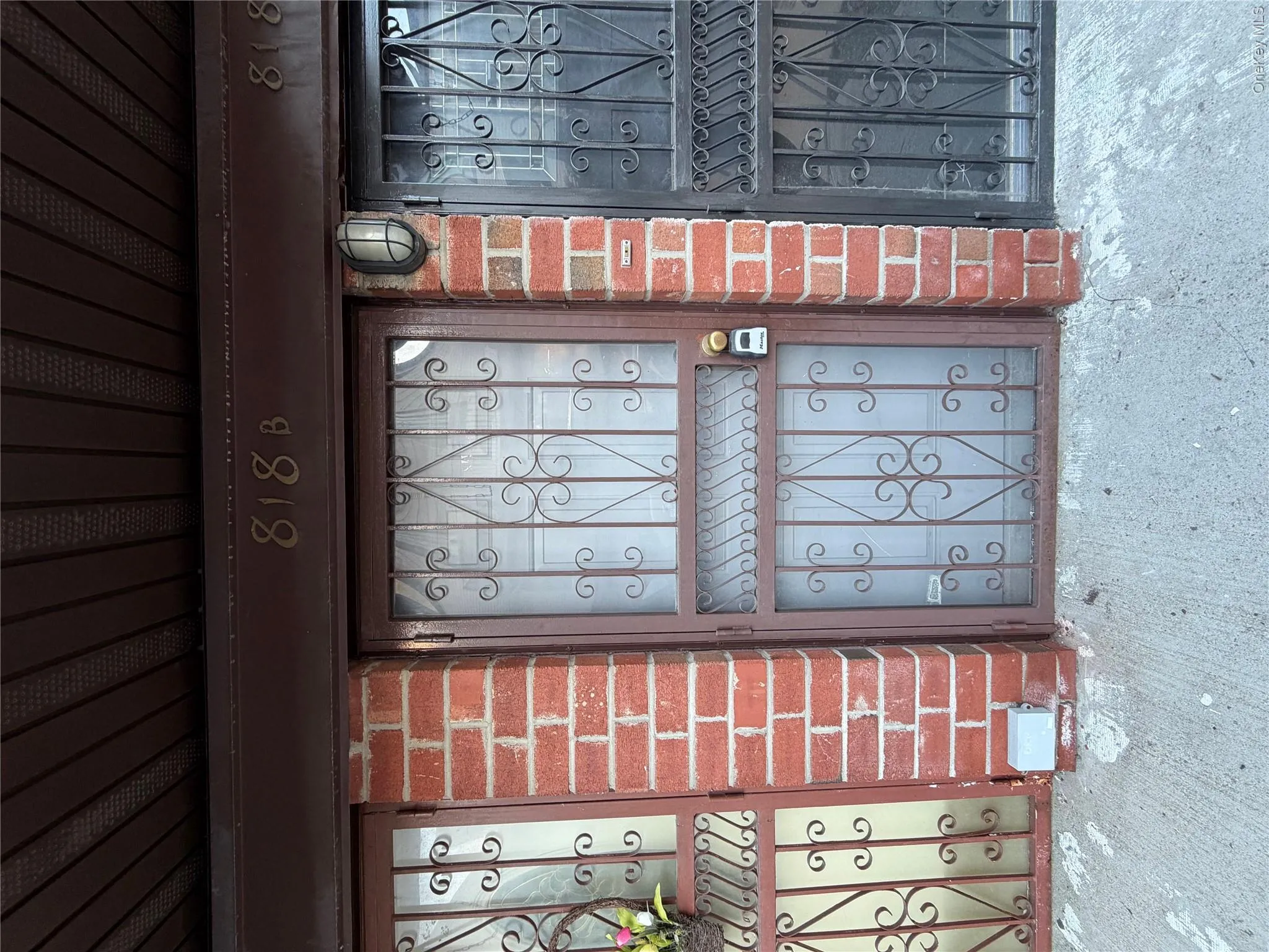 818 Trinity Avenue, New York, NY, 3 Bedrooms Bedrooms, 7 Rooms Rooms,1 BathroomBathrooms,Residential Lease,For Rent,Trinity,0,1059122 818 Trinity Avenue, New York, NY, 3 Bedrooms Bedrooms, 7 Rooms Rooms,1 BathroomBathrooms,Residential Lease,For Rent,Trinity,0,1059122