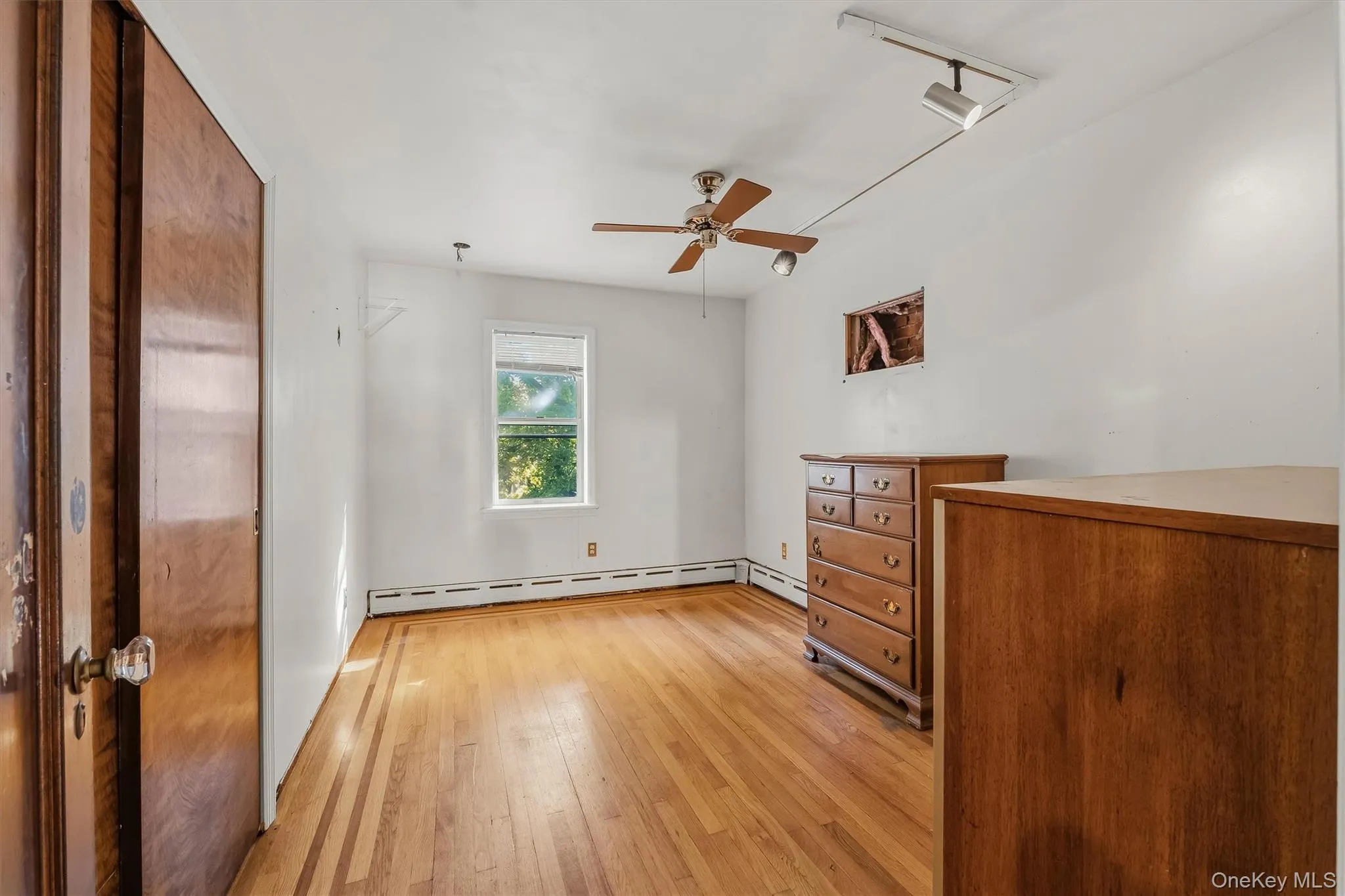 132 238th Street, New York, NY, 4 Bedrooms Bedrooms, 12 Rooms Rooms,2 BathroomsBathrooms,Residential,For Rent,238th,0,1059126 132 238th Street, New York, NY, 4 Bedrooms Bedrooms, 12 Rooms Rooms,2 BathroomsBathrooms,Residential,For Rent,238th,0,1059126