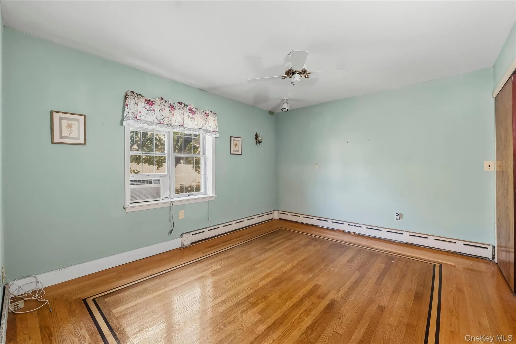 132 238th Street, New York, NY, 4 Bedrooms Bedrooms, 12 Rooms Rooms,2 BathroomsBathrooms,Residential,For Rent,238th,0,1059126 132 238th Street, New York, NY, 4 Bedrooms Bedrooms, 12 Rooms Rooms,2 BathroomsBathrooms,Residential,For Rent,238th,0,1059126