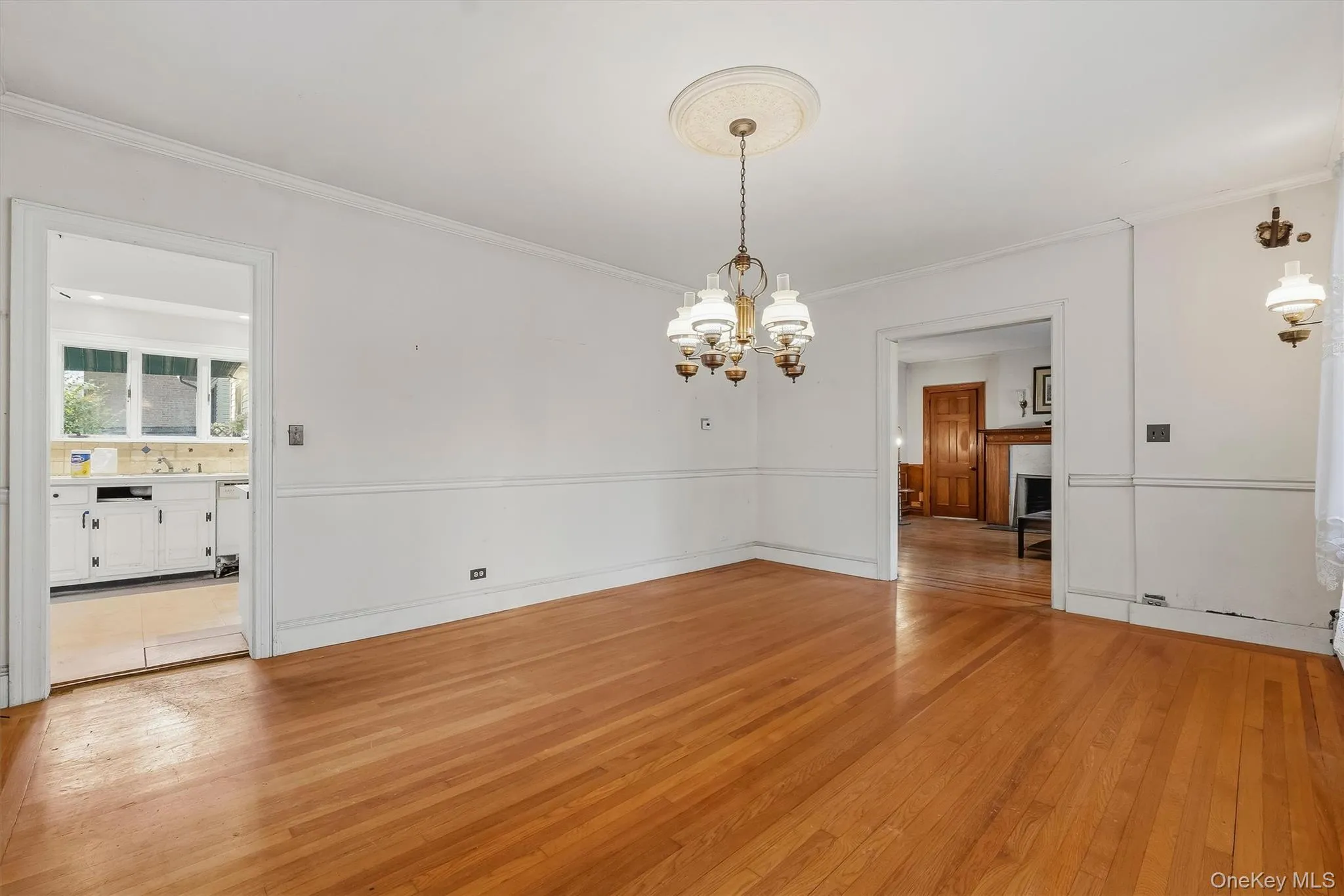 132 238th Street, New York, NY, 4 Bedrooms Bedrooms, 12 Rooms Rooms,2 BathroomsBathrooms,Residential,For Rent,238th,0,1059126 132 238th Street, New York, NY, 4 Bedrooms Bedrooms, 12 Rooms Rooms,2 BathroomsBathrooms,Residential,For Rent,238th,0,1059126