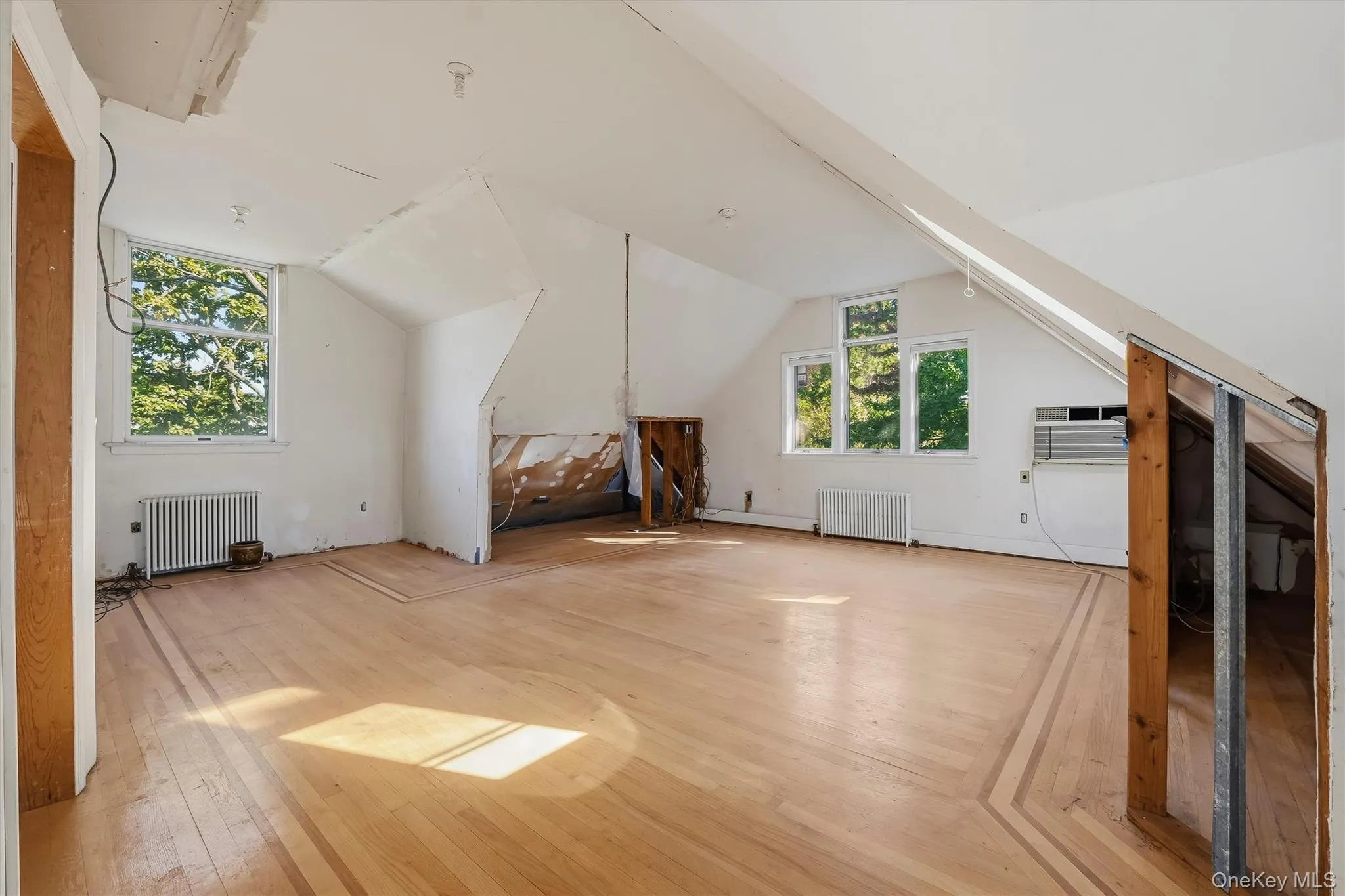 132 238th Street, New York, NY, 4 Bedrooms Bedrooms, 12 Rooms Rooms,2 BathroomsBathrooms,Residential,For Rent,238th,0,1059126 132 238th Street, New York, NY, 4 Bedrooms Bedrooms, 12 Rooms Rooms,2 BathroomsBathrooms,Residential,For Rent,238th,0,1059126