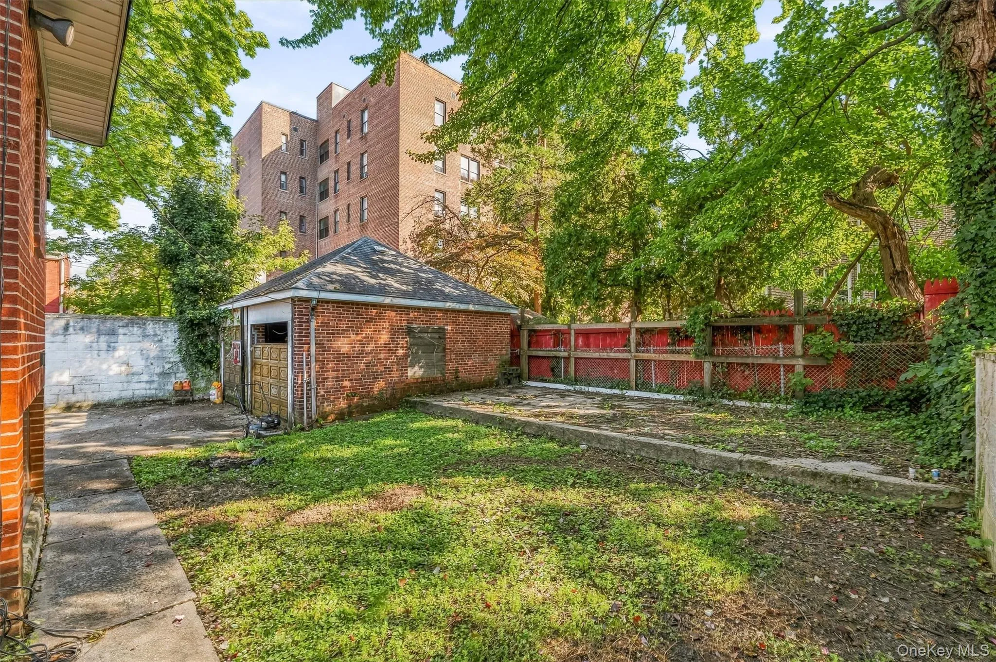 132 238th Street, New York, NY, 4 Bedrooms Bedrooms, 12 Rooms Rooms,2 BathroomsBathrooms,Residential,For Rent,238th,0,1059126 132 238th Street, New York, NY, 4 Bedrooms Bedrooms, 12 Rooms Rooms,2 BathroomsBathrooms,Residential,For Rent,238th,0,1059126