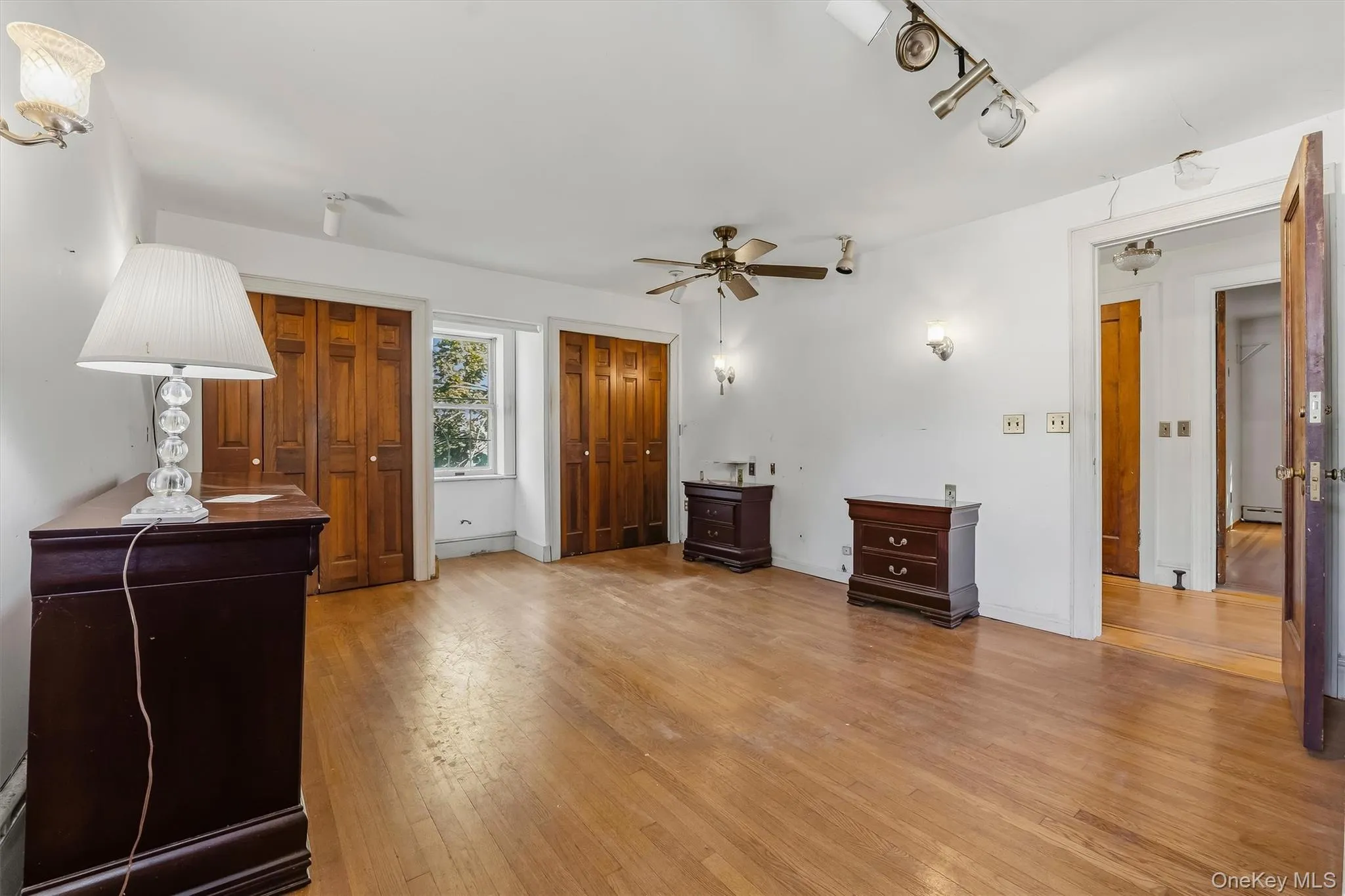 132 238th Street, New York, NY, 4 Bedrooms Bedrooms, 12 Rooms Rooms,2 BathroomsBathrooms,Residential,For Rent,238th,0,1059126 132 238th Street, New York, NY, 4 Bedrooms Bedrooms, 12 Rooms Rooms,2 BathroomsBathrooms,Residential,For Rent,238th,0,1059126