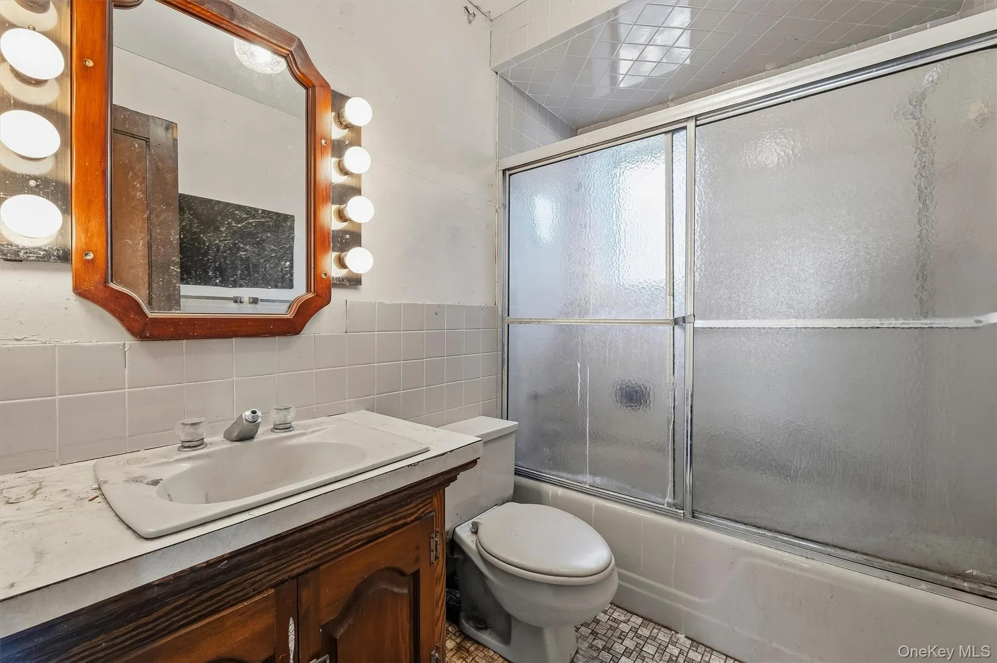 132 238th Street, New York, NY, 4 Bedrooms Bedrooms, 12 Rooms Rooms,2 BathroomsBathrooms,Residential,For Rent,238th,0,1059126 132 238th Street, New York, NY, 4 Bedrooms Bedrooms, 12 Rooms Rooms,2 BathroomsBathrooms,Residential,For Rent,238th,0,1059126