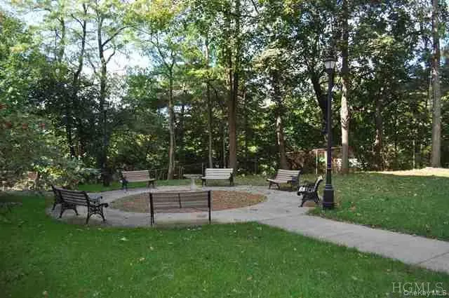 Side Yard Side Yard