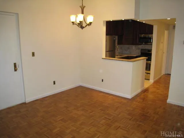 Dining Area Dining Area