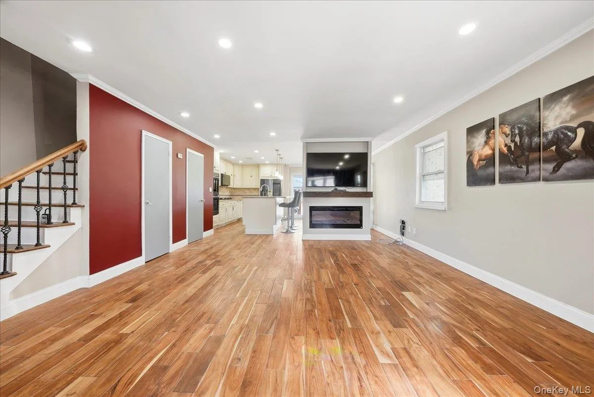 4048 Seton Avenue, New York, NY, 4 Bedrooms Bedrooms, 6 Rooms Rooms,3 BathroomsBathrooms,Residential,For Rent,Seton,0,1059142 4048 Seton Avenue, New York, NY, 4 Bedrooms Bedrooms, 6 Rooms Rooms,3 BathroomsBathrooms,Residential,For Rent,Seton,0,1059142