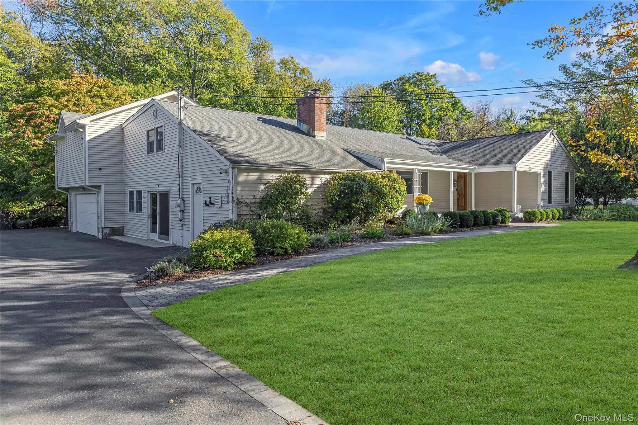 26 Fresh Pond Road, Huntington, NY, 6 Bedrooms Bedrooms, 11 Rooms Rooms,4 BathroomsBathrooms,Residential,For Rent,Fresh Pond,0,1059144 26 Fresh Pond Road, Huntington, NY, 6 Bedrooms Bedrooms, 11 Rooms Rooms,4 BathroomsBathrooms,Residential,For Rent,Fresh Pond,0,1059144