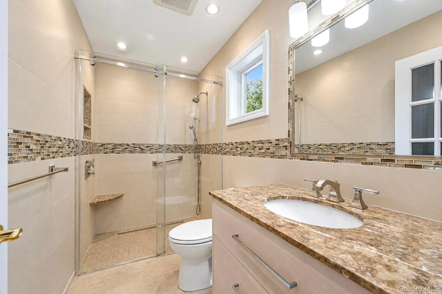 4 Hunting Hill Road, Oyster Bay, NY, 6 Bedrooms Bedrooms, 10 Rooms Rooms,3 BathroomsBathrooms,Residential,For Rent,Hunting Hill,0,1059145 4 Hunting Hill Road, Oyster Bay, NY, 6 Bedrooms Bedrooms, 10 Rooms Rooms,3 BathroomsBathrooms,Residential,For Rent,Hunting Hill,0,1059145
