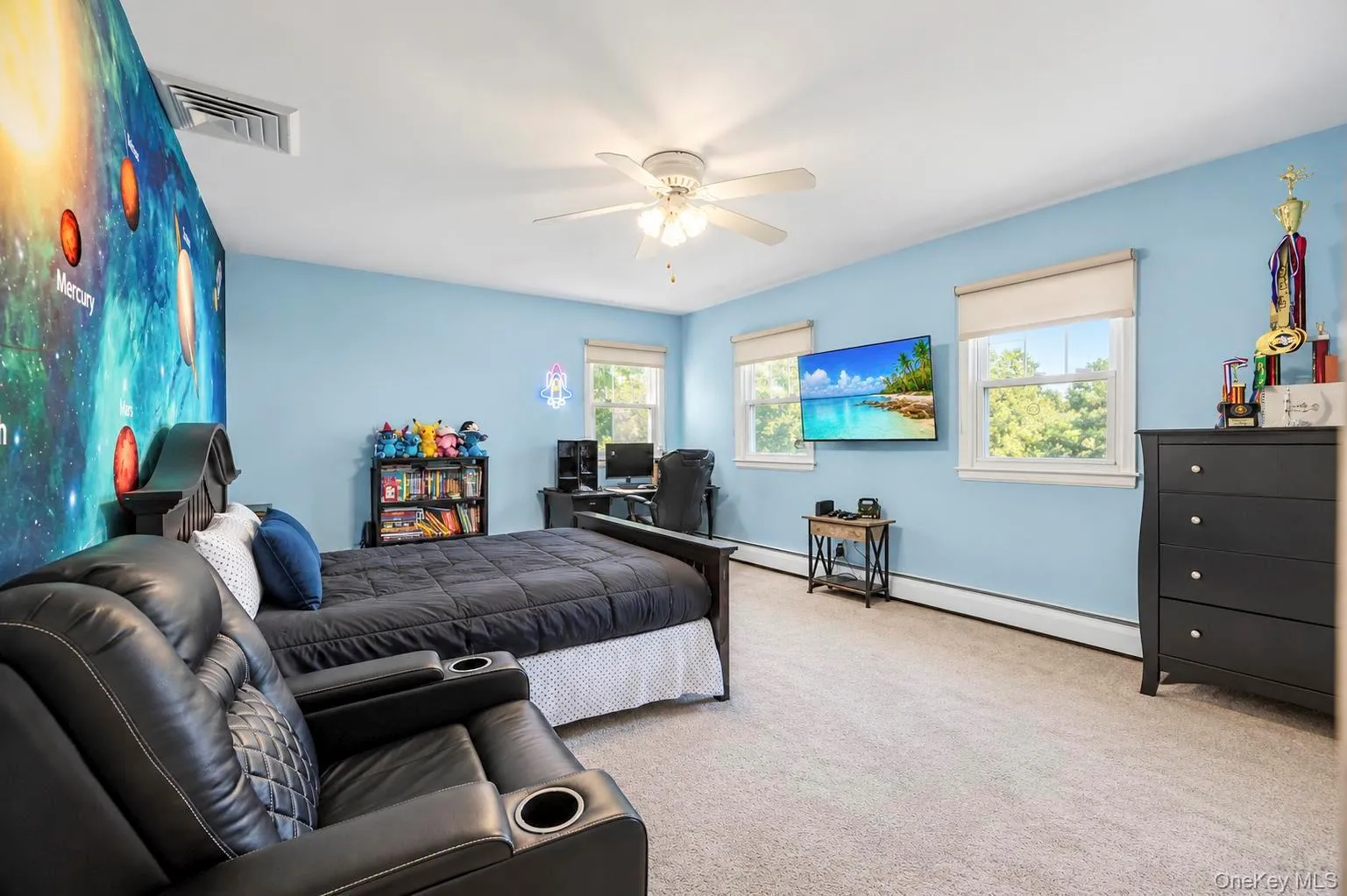 4 Hunting Hill Road, Oyster Bay, NY, 6 Bedrooms Bedrooms, 10 Rooms Rooms,3 BathroomsBathrooms,Residential,For Rent,Hunting Hill,0,1059145 4 Hunting Hill Road, Oyster Bay, NY, 6 Bedrooms Bedrooms, 10 Rooms Rooms,3 BathroomsBathrooms,Residential,For Rent,Hunting Hill,0,1059145