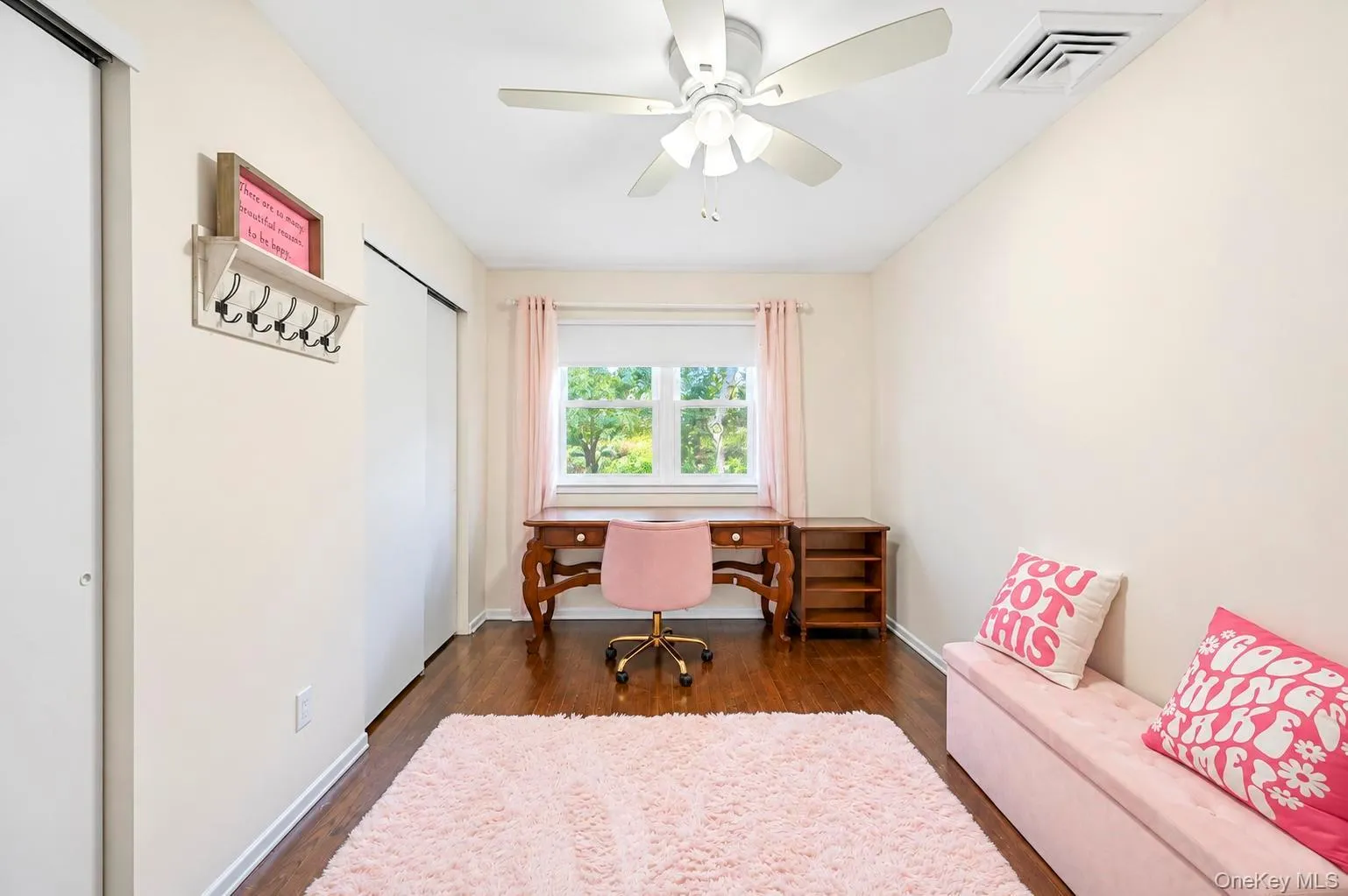 4 Hunting Hill Road, Oyster Bay, NY, 6 Bedrooms Bedrooms, 10 Rooms Rooms,3 BathroomsBathrooms,Residential,For Rent,Hunting Hill,0,1059145 4 Hunting Hill Road, Oyster Bay, NY, 6 Bedrooms Bedrooms, 10 Rooms Rooms,3 BathroomsBathrooms,Residential,For Rent,Hunting Hill,0,1059145