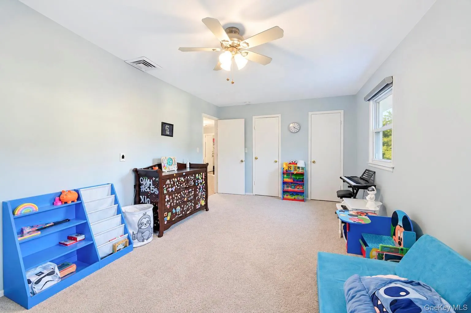 4 Hunting Hill Road, Oyster Bay, NY, 6 Bedrooms Bedrooms, 10 Rooms Rooms,3 BathroomsBathrooms,Residential,For Rent,Hunting Hill,0,1059145 4 Hunting Hill Road, Oyster Bay, NY, 6 Bedrooms Bedrooms, 10 Rooms Rooms,3 BathroomsBathrooms,Residential,For Rent,Hunting Hill,0,1059145