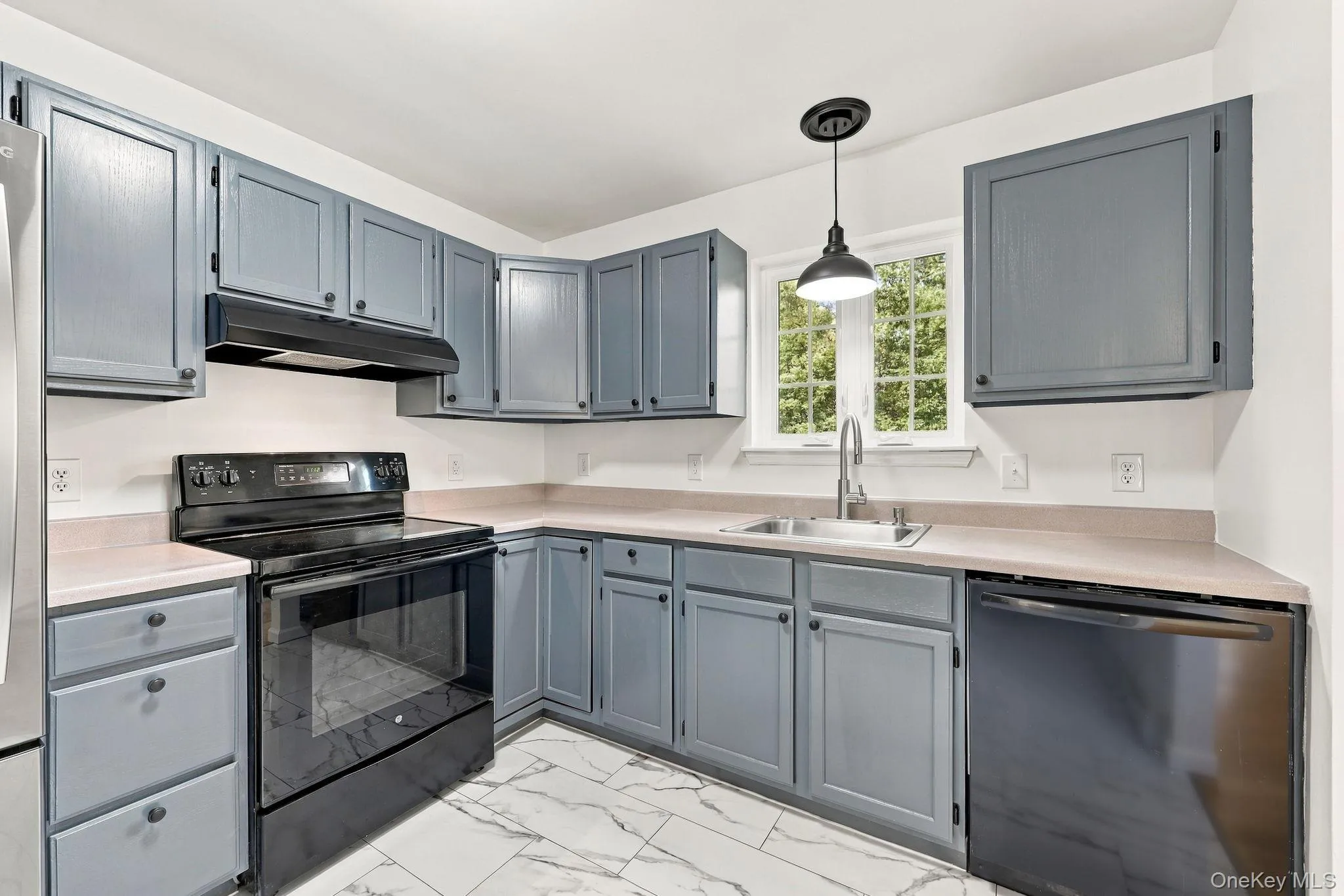 611 Elting Corners Road, Lloyd, NY, 3 Bedrooms Bedrooms, 6 Rooms Rooms,1 BathroomBathrooms,Residential,For Rent,Elting Corners,0,1059147 611 Elting Corners Road, Lloyd, NY, 3 Bedrooms Bedrooms, 6 Rooms Rooms,1 BathroomBathrooms,Residential,For Rent,Elting Corners,0,1059147