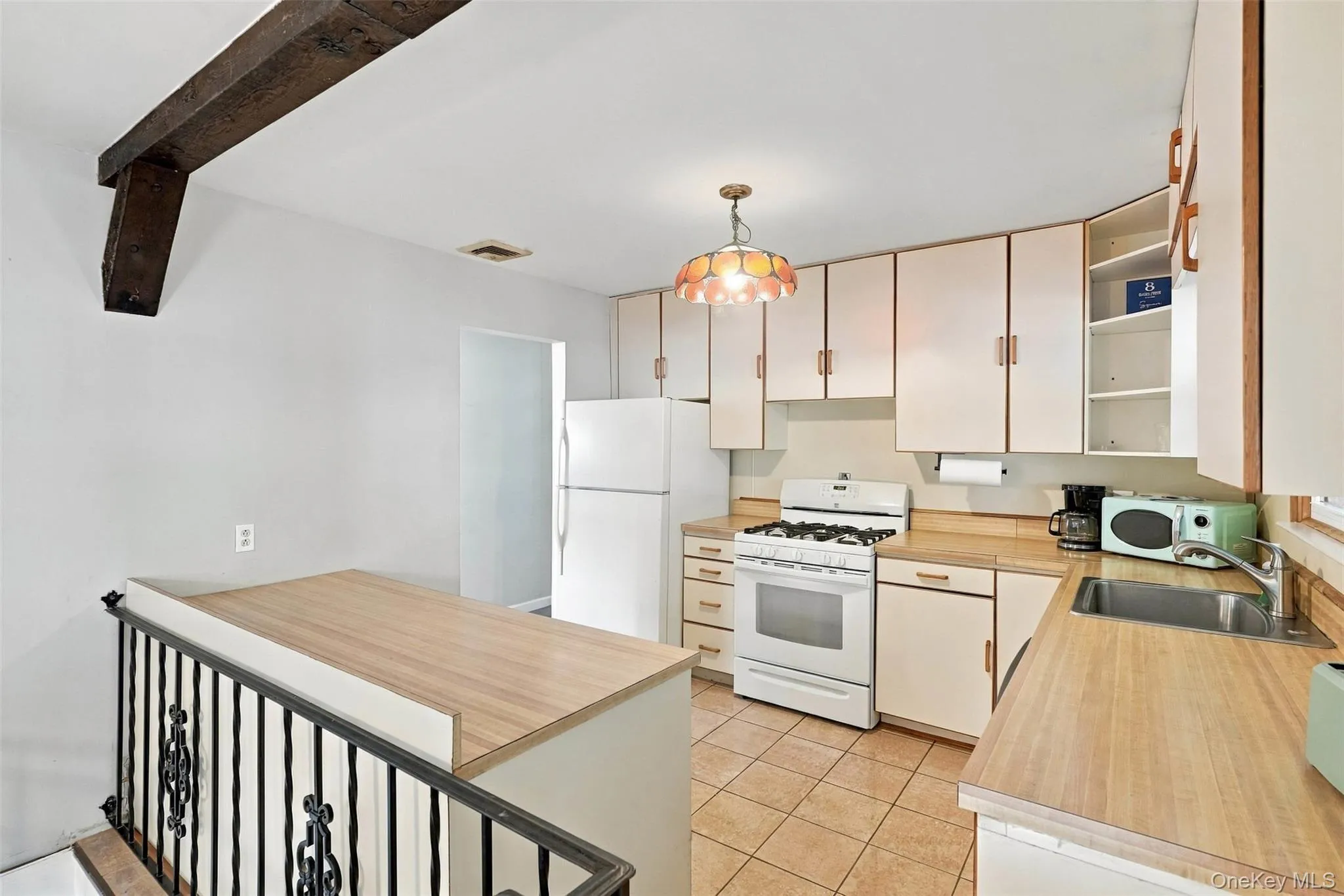 70 Phillips Street, Beacon, NY, 4 Bedroom Bedrooms, 11 Room Rooms,2 BathroomBathrooms,Residential Lease,For Rent,Phillips,0,1059155 70 Phillips Street, Beacon, NY, 4 Bedroom Bedrooms, 11 Room Rooms,2 BathroomBathrooms,Residential Lease,For Rent,Phillips,0,1059155