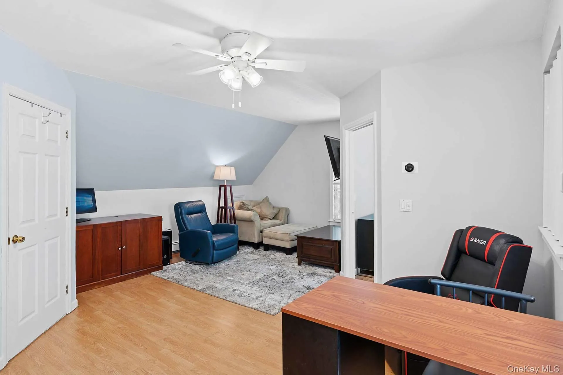 52 Wauhope Road, Southampton, NY, 1 Bedroom Bedrooms, 2 Room Rooms,1 BathroomBathrooms,Residential Lease,For Rent,Wauhope,0,1059163 52 Wauhope Road, Southampton, NY, 1 Bedroom Bedrooms, 2 Room Rooms,1 BathroomBathrooms,Residential Lease,For Rent,Wauhope,0,1059163