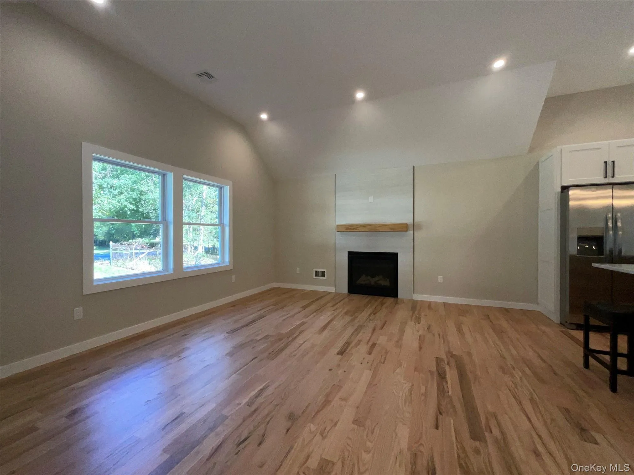 186 Huguenot Drive, Brookhaven, NY, 7 Bedrooms Bedrooms, 7 Rooms Rooms,2 BathroomsBathrooms,Residential,For Rent,Huguenot,0,1059167 186 Huguenot Drive, Brookhaven, NY, 7 Bedrooms Bedrooms, 7 Rooms Rooms,2 BathroomsBathrooms,Residential,For Rent,Huguenot,0,1059167