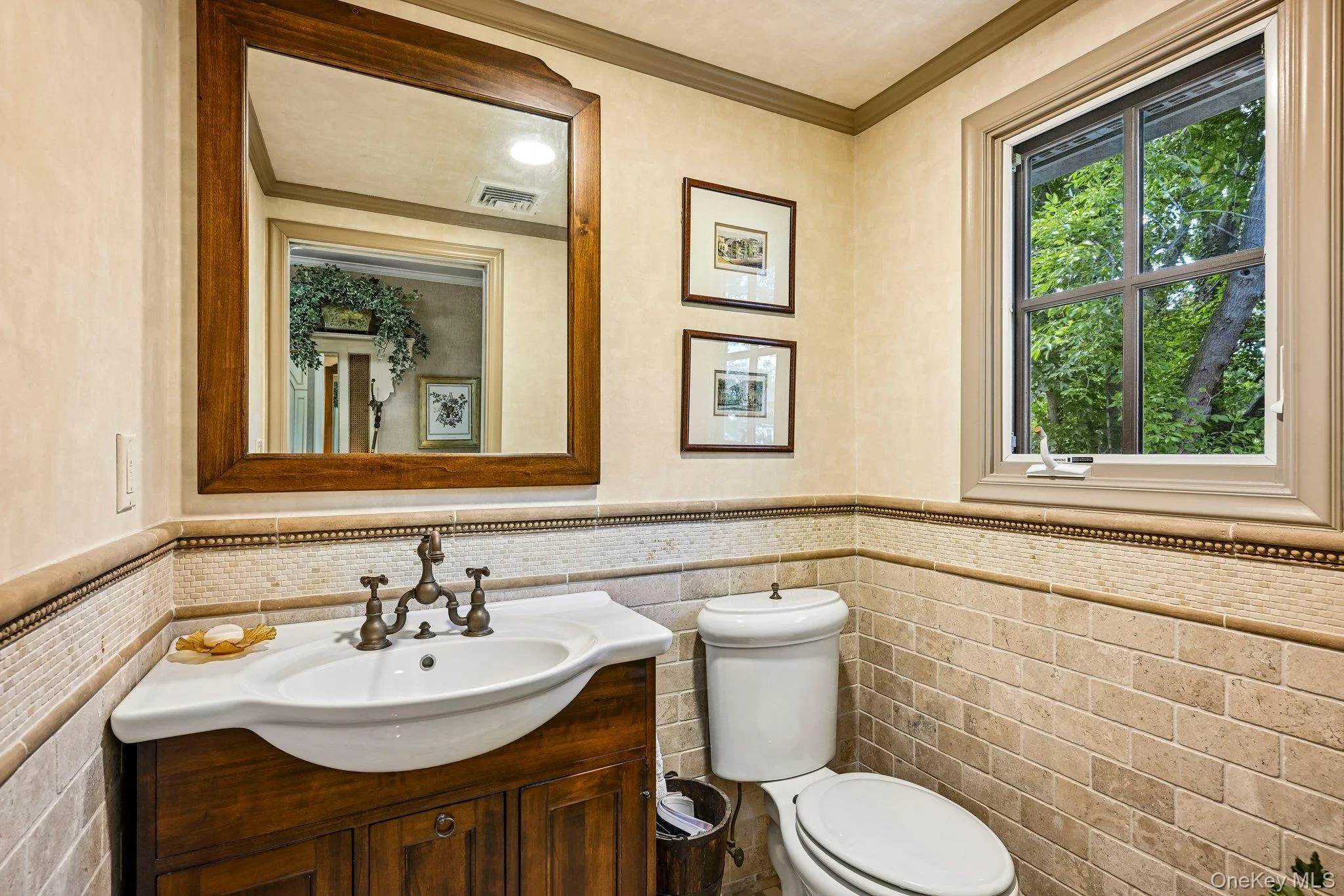 238 Cedar Avenue, Hempstead, NY, 6 Bedrooms Bedrooms, 10 Rooms Rooms,4 BathroomsBathrooms,Residential,For Rent,Cedar,0,1059171 238 Cedar Avenue, Hempstead, NY, 6 Bedrooms Bedrooms, 10 Rooms Rooms,4 BathroomsBathrooms,Residential,For Rent,Cedar,0,1059171