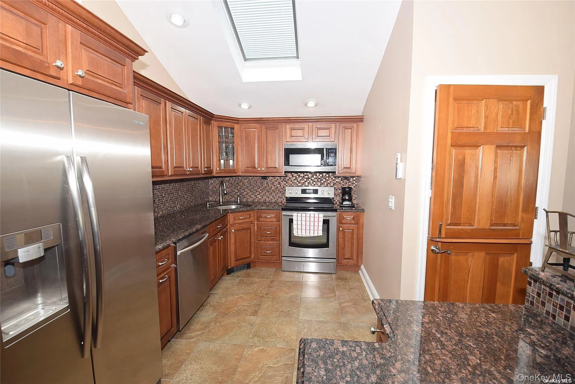 203 Chelsea Avenue, Babylon, NY, 3 Bedrooms Bedrooms, 6 Rooms Rooms,1 BathroomBathrooms,Residential,For Rent,Chelsea,0,1059173 203 Chelsea Avenue, Babylon, NY, 3 Bedrooms Bedrooms, 6 Rooms Rooms,1 BathroomBathrooms,Residential,For Rent,Chelsea,0,1059173