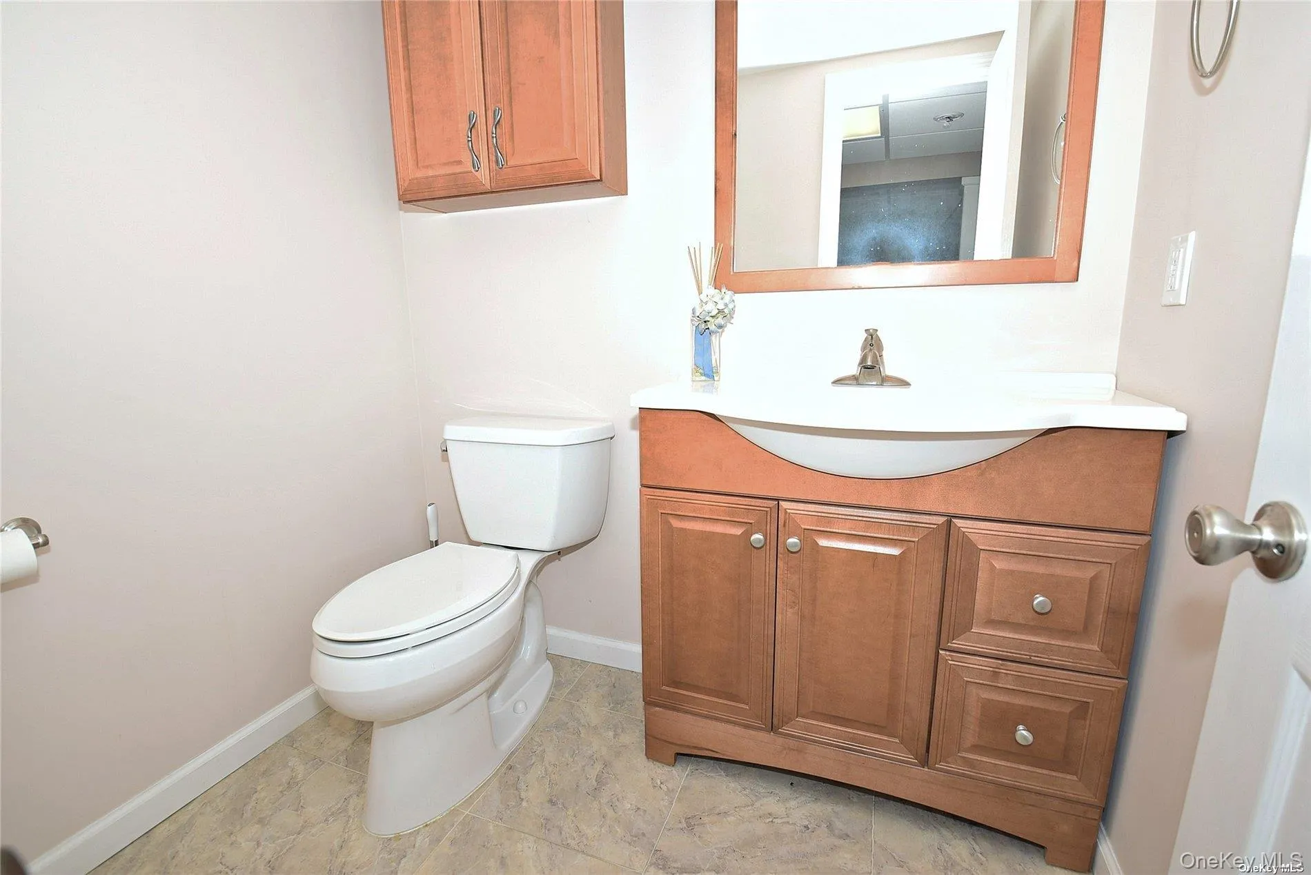 203 Chelsea Avenue, Babylon, NY, 3 Bedrooms Bedrooms, 6 Rooms Rooms,1 BathroomBathrooms,Residential,For Rent,Chelsea,0,1059173 203 Chelsea Avenue, Babylon, NY, 3 Bedrooms Bedrooms, 6 Rooms Rooms,1 BathroomBathrooms,Residential,For Rent,Chelsea,0,1059173