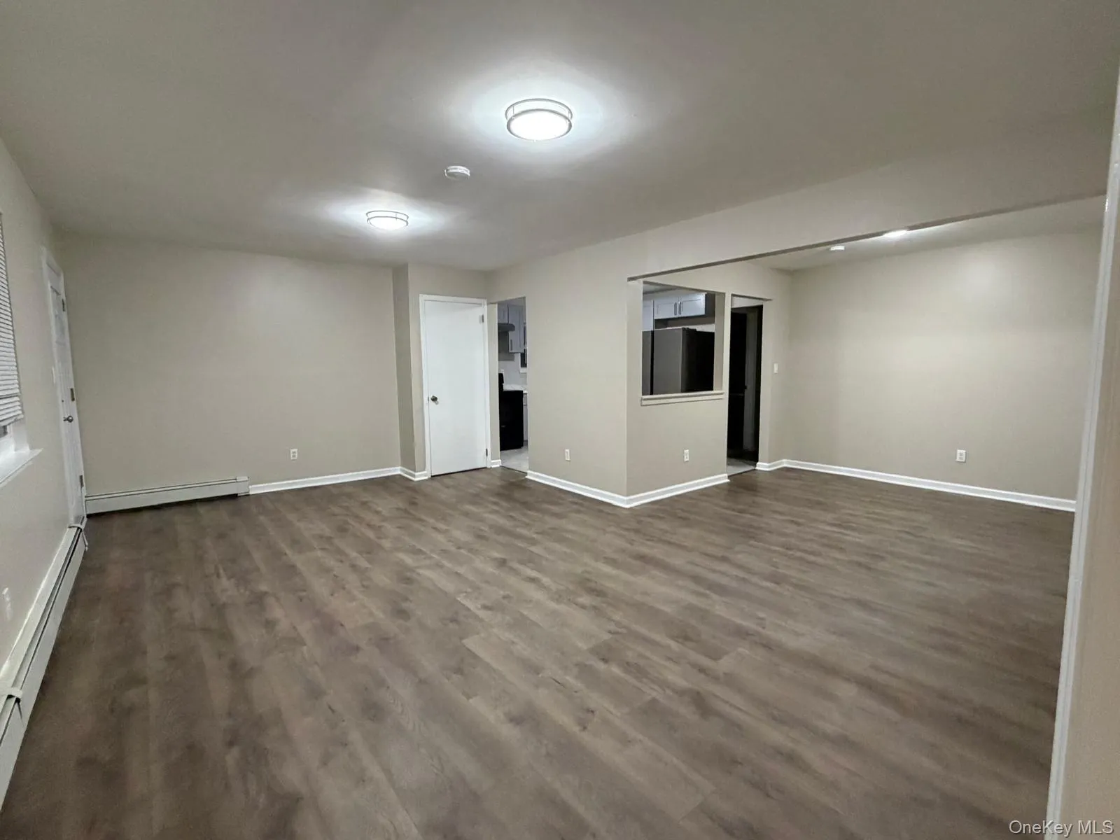 848 Sunrise Highway, West Babylon, NY, 4 Bedroom Bedrooms, 8 Room Rooms,3 BathroomBathrooms,Residential Lease,For Rent,Sunrise,0,1059176 848 Sunrise Highway, West Babylon, NY, 4 Bedroom Bedrooms, 8 Room Rooms,3 BathroomBathrooms,Residential Lease,For Rent,Sunrise,0,1059176