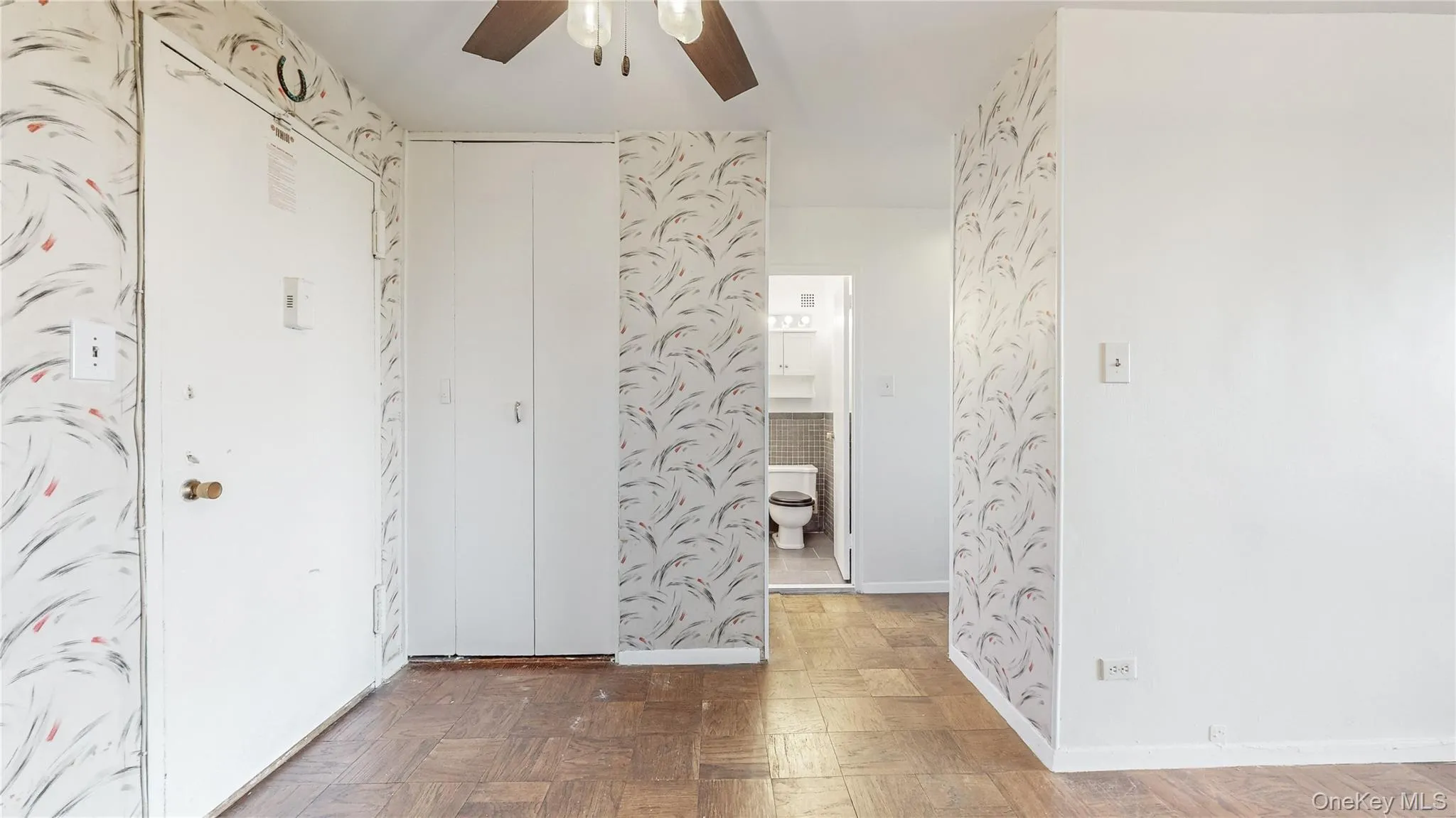 61-20 Grand Central Parkway, New York, NY, 1 Bedroom Bedrooms, 3 Rooms Rooms,1 BathroomBathrooms,Residential,For Rent,Grand Central Parkway,0,1059183 61-20 Grand Central Parkway, New York, NY, 1 Bedroom Bedrooms, 3 Rooms Rooms,1 BathroomBathrooms,Residential,For Rent,Grand Central Parkway,0,1059183