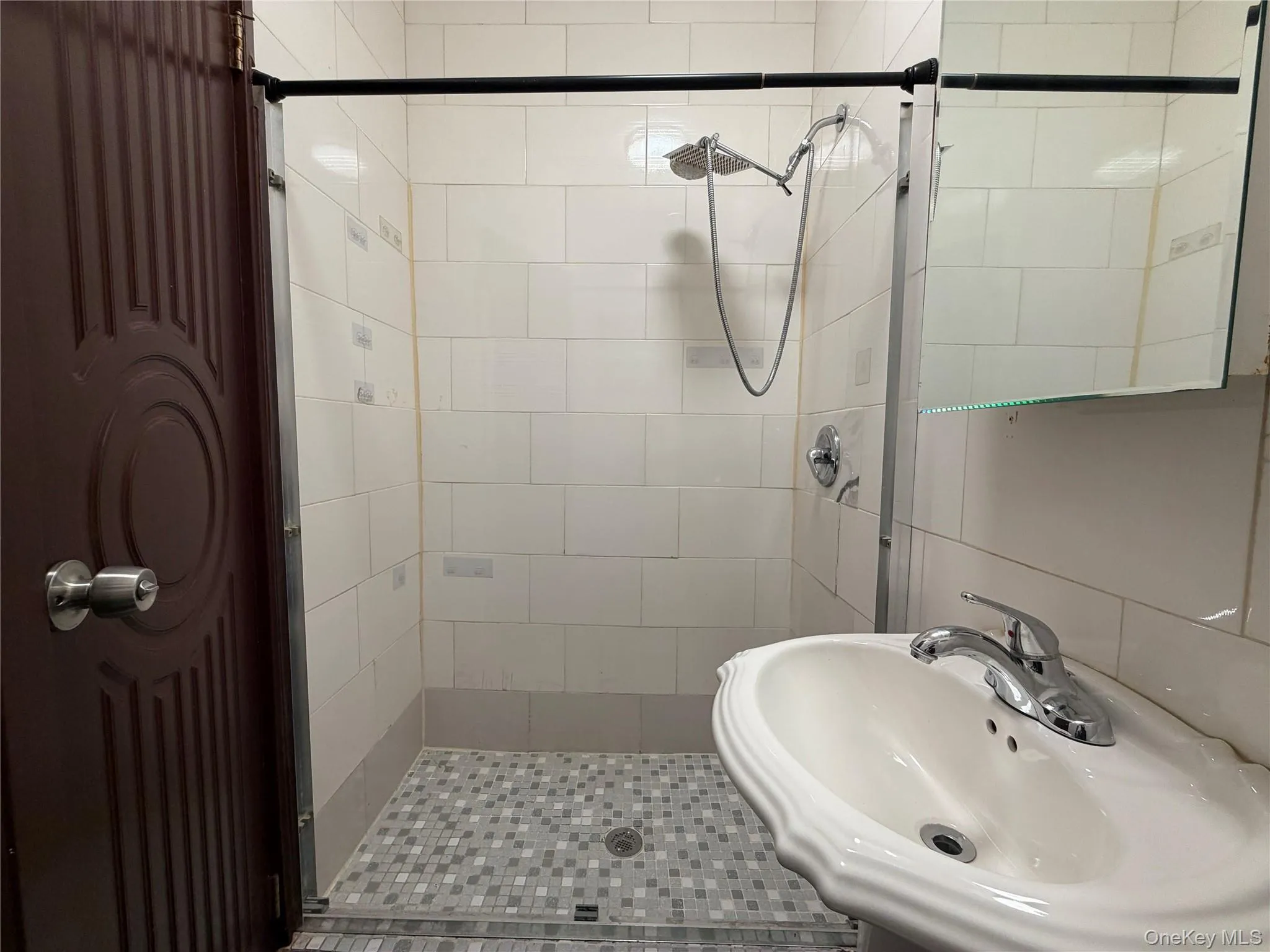 50 Main Street, Yonkers, NY, 2 Bedroom Bedrooms, 5 Room Rooms,1 BathroomBathrooms,Residential Lease,For Rent,Main,0,1059185 50 Main Street, Yonkers, NY, 2 Bedroom Bedrooms, 5 Room Rooms,1 BathroomBathrooms,Residential Lease,For Rent,Main,0,1059185
