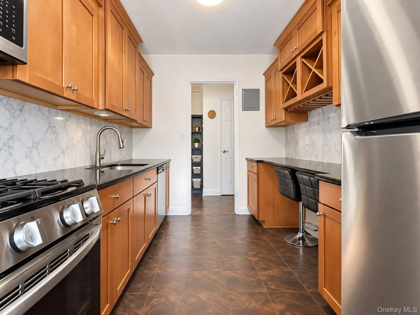 2 Mill Drive, North Hempstead, NY, 1 Bedroom Bedrooms, 4 Rooms Rooms,1 BathroomBathrooms,Residential,For Rent,Mill,0,1059188 2 Mill Drive, North Hempstead, NY, 1 Bedroom Bedrooms, 4 Rooms Rooms,1 BathroomBathrooms,Residential,For Rent,Mill,0,1059188
