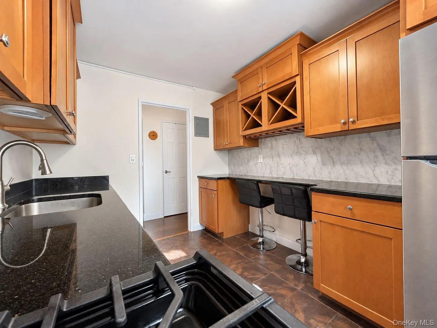 2 Mill Drive, North Hempstead, NY, 1 Bedroom Bedrooms, 4 Rooms Rooms,1 BathroomBathrooms,Residential,For Rent,Mill,0,1059188 2 Mill Drive, North Hempstead, NY, 1 Bedroom Bedrooms, 4 Rooms Rooms,1 BathroomBathrooms,Residential,For Rent,Mill,0,1059188