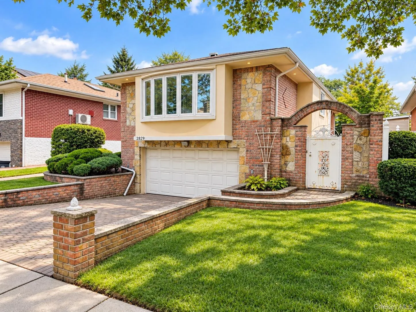 2829 Clearview Expressway, New York, NY, 3 Bedrooms Bedrooms, 8 Rooms Rooms,3 BathroomsBathrooms,Residential,For Rent,Clearview,0,1059191 2829 Clearview Expressway, New York, NY, 3 Bedrooms Bedrooms, 8 Rooms Rooms,3 BathroomsBathrooms,Residential,For Rent,Clearview,0,1059191