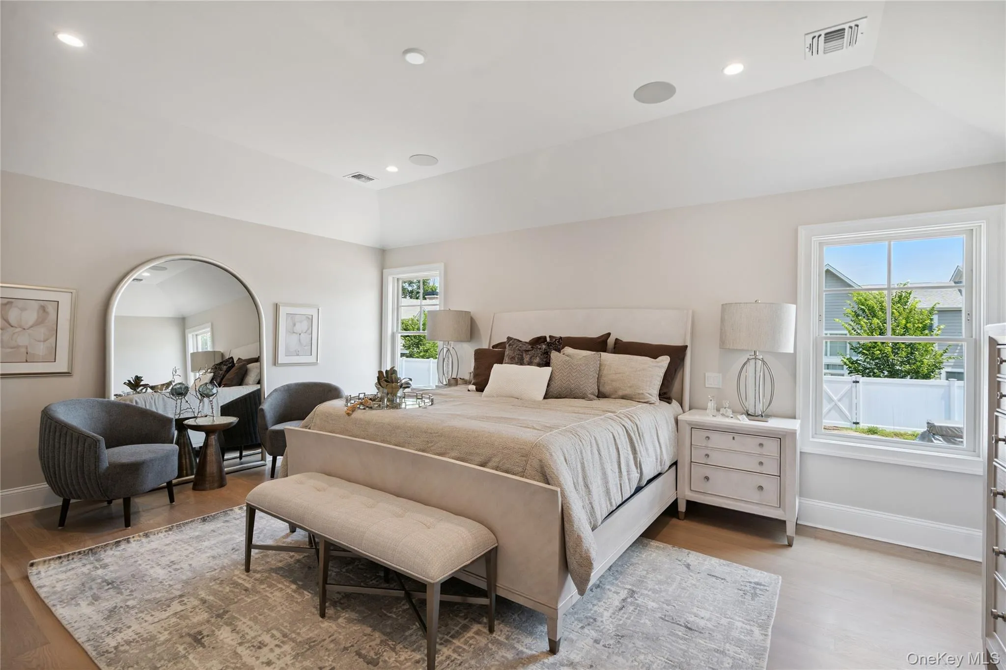 46 Plainview Road, Oyster Bay, NY, 6 Bedrooms Bedrooms, 10 Rooms Rooms,4 BathroomsBathrooms,Residential,For Rent,Plainview,0,1059193 46 Plainview Road, Oyster Bay, NY, 6 Bedrooms Bedrooms, 10 Rooms Rooms,4 BathroomsBathrooms,Residential,For Rent,Plainview,0,1059193