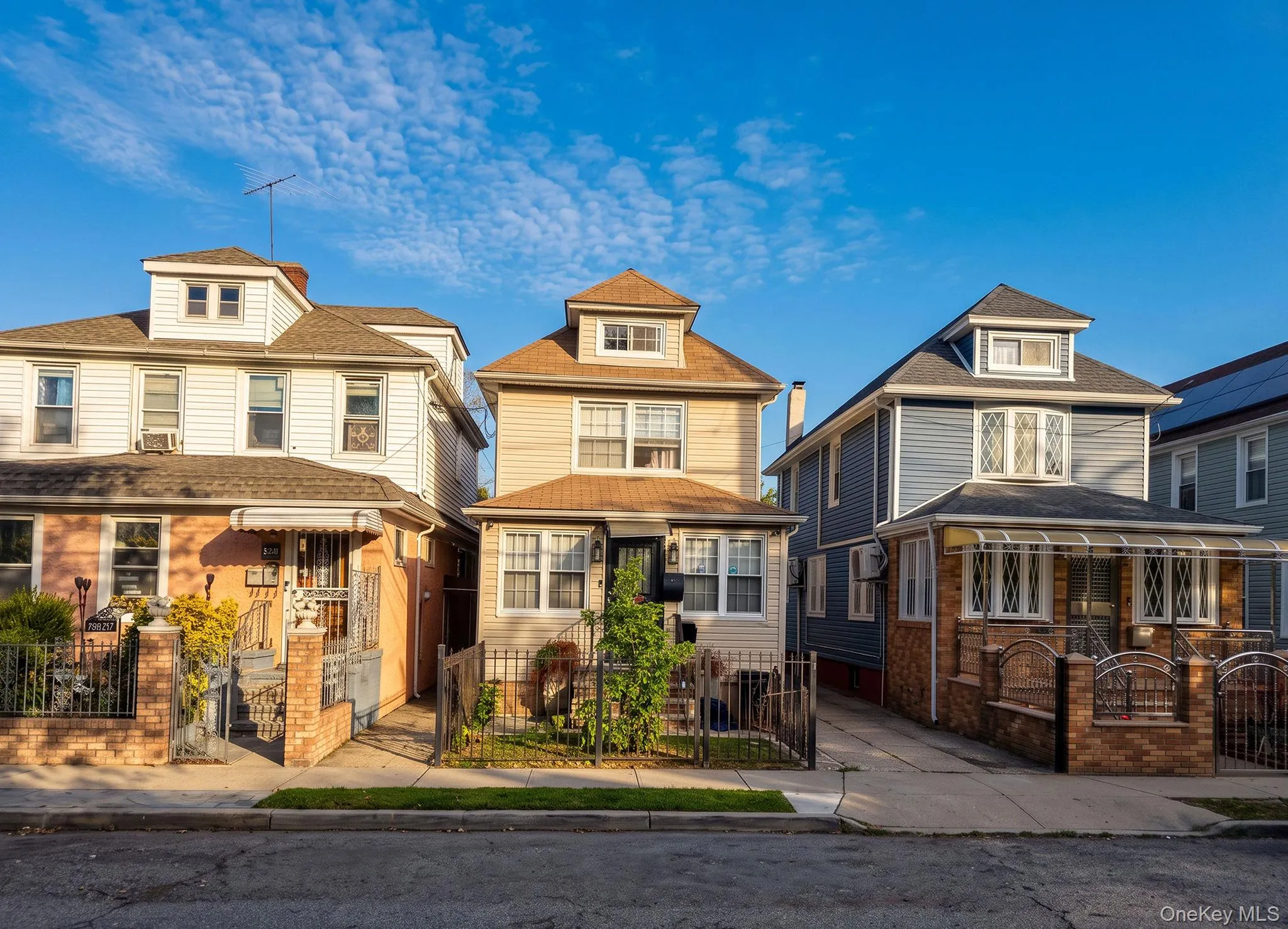 15059 115th Drive, New York, NY, 5 Bedrooms Bedrooms, 11 Rooms Rooms,3 BathroomsBathrooms,Residential,For Rent,115th,0,1059194 15059 115th Drive, New York, NY, 5 Bedrooms Bedrooms, 11 Rooms Rooms,3 BathroomsBathrooms,Residential,For Rent,115th,0,1059194