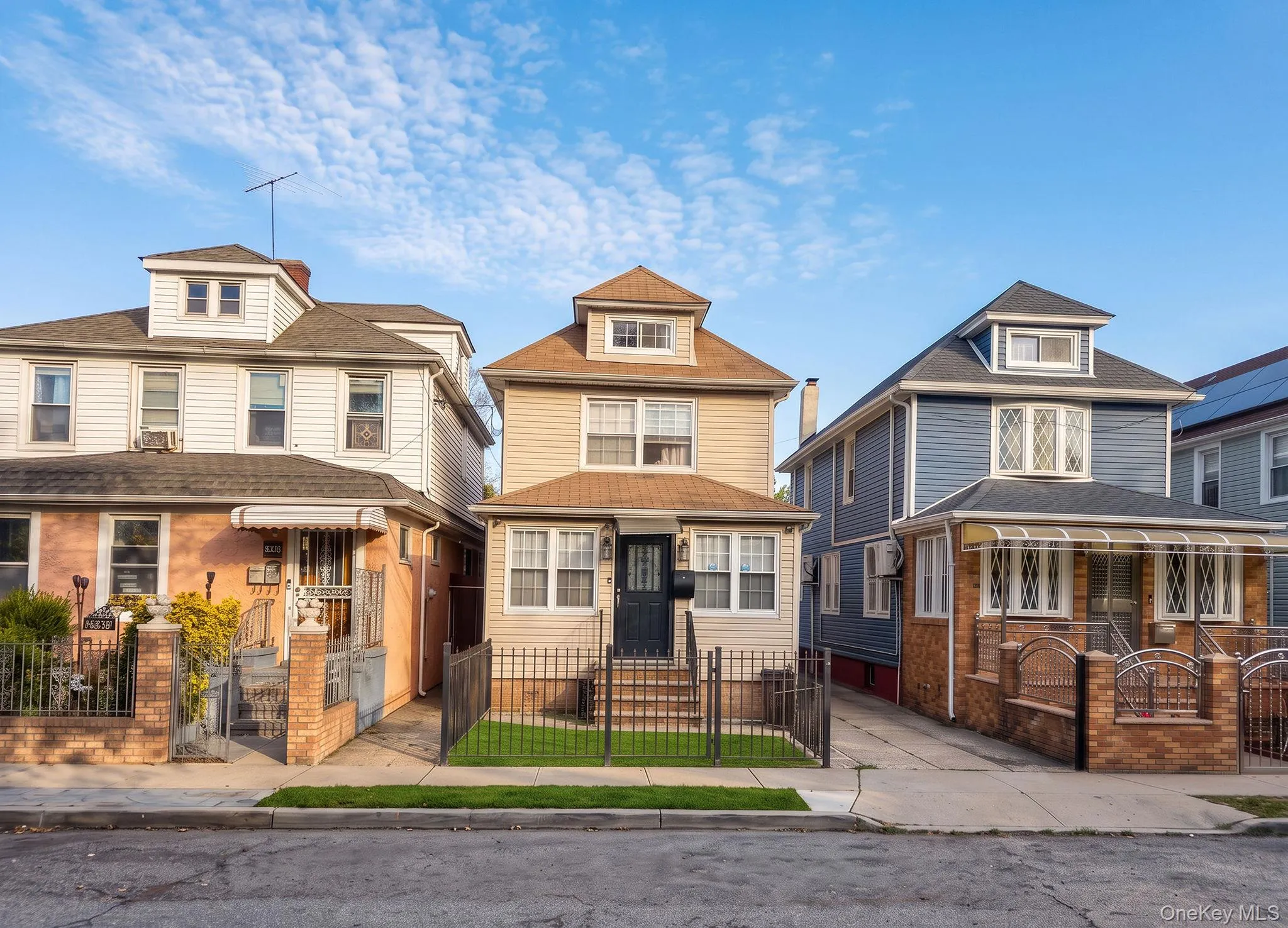 15059 115th Drive, New York, NY, 5 Bedrooms Bedrooms, 11 Rooms Rooms,3 BathroomsBathrooms,Residential,For Rent,115th,0,1059194 15059 115th Drive, New York, NY, 5 Bedrooms Bedrooms, 11 Rooms Rooms,3 BathroomsBathrooms,Residential,For Rent,115th,0,1059194