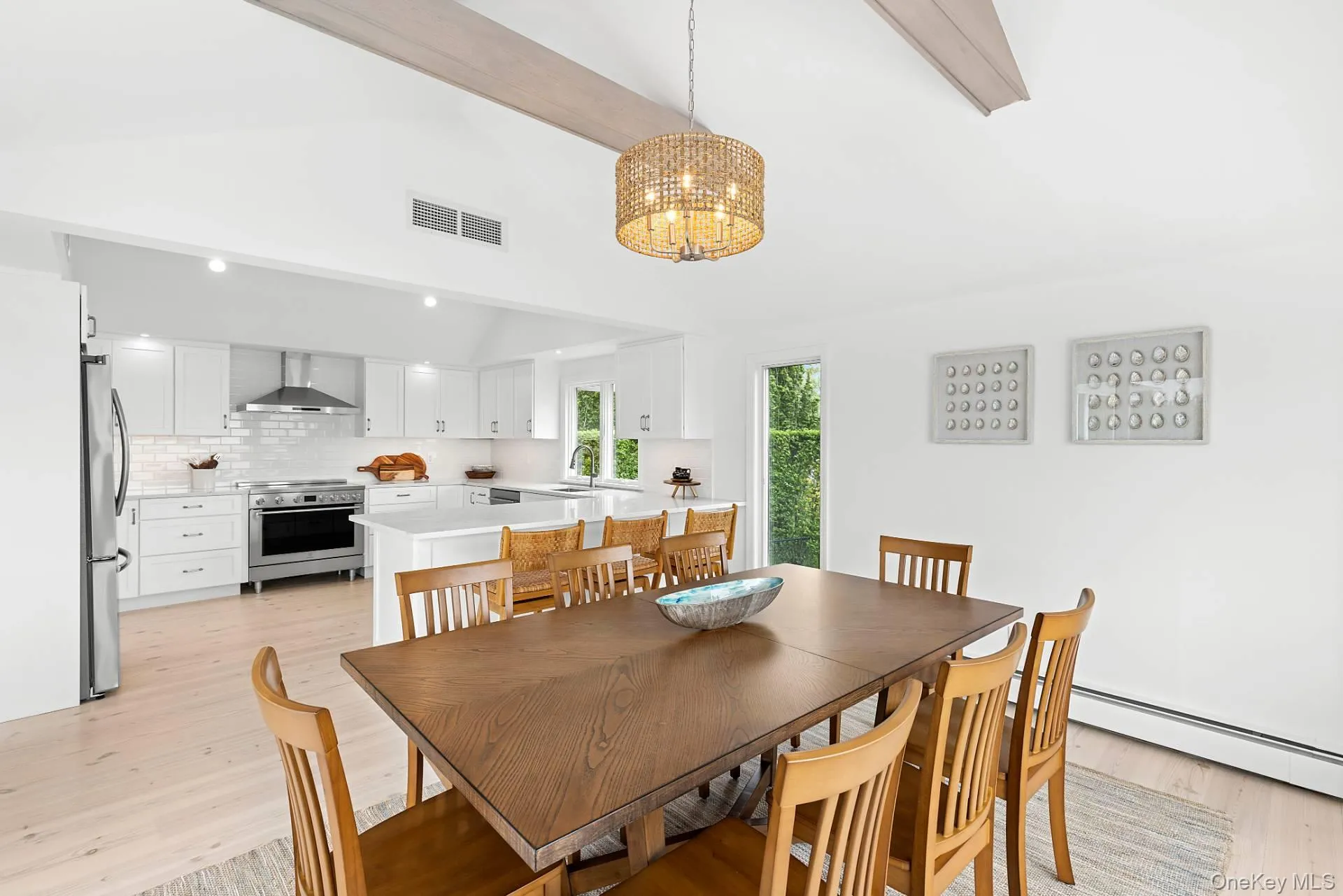 29 Coxs Curve Road, Southampton, NY, 4 Bedroom Bedrooms, 7 Room Rooms,3 BathroomBathrooms,Residential Lease,For Rent,Coxs Curve,0,1059199 29 Coxs Curve Road, Southampton, NY, 4 Bedroom Bedrooms, 7 Room Rooms,3 BathroomBathrooms,Residential Lease,For Rent,Coxs Curve,0,1059199