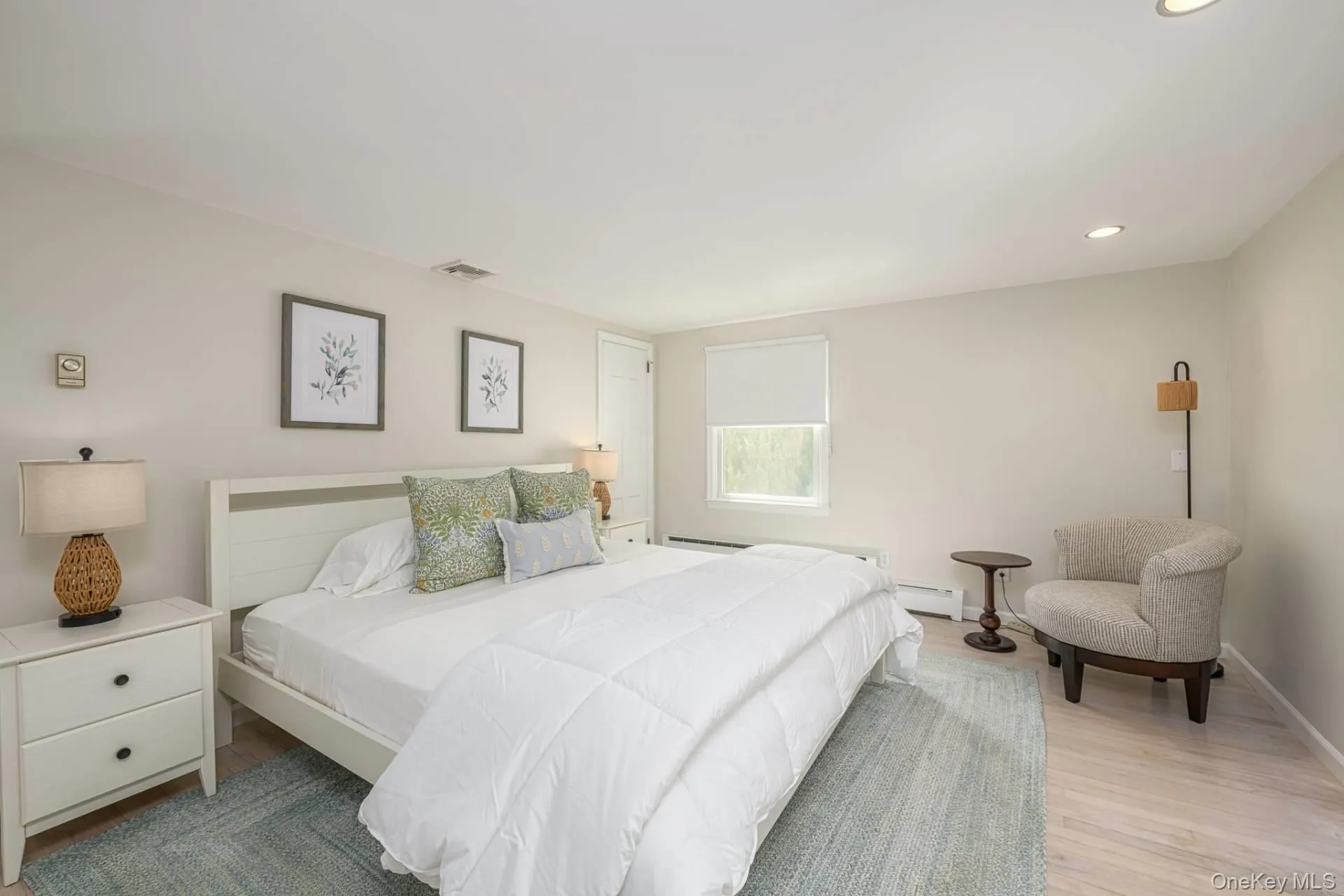 29 Coxs Curve Road, Southampton, NY, 4 Bedroom Bedrooms, 7 Room Rooms,3 BathroomBathrooms,Residential Lease,For Rent,Coxs Curve,0,1059199 29 Coxs Curve Road, Southampton, NY, 4 Bedroom Bedrooms, 7 Room Rooms,3 BathroomBathrooms,Residential Lease,For Rent,Coxs Curve,0,1059199