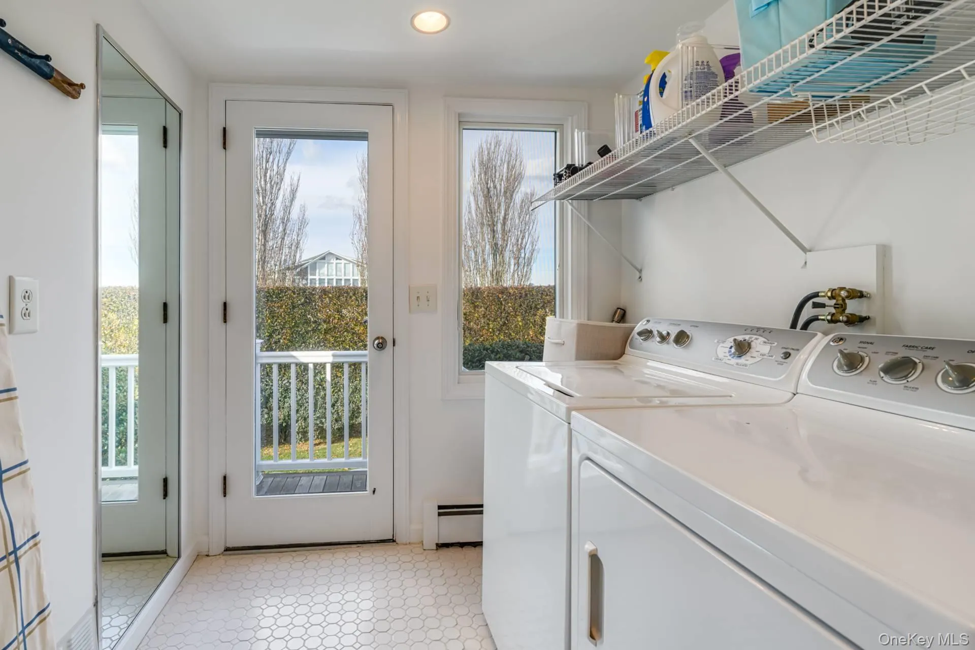 29 Coxs Curve Road, Southampton, NY, 4 Bedroom Bedrooms, 7 Room Rooms,3 BathroomBathrooms,Residential Lease,For Rent,Coxs Curve,0,1059199 29 Coxs Curve Road, Southampton, NY, 4 Bedroom Bedrooms, 7 Room Rooms,3 BathroomBathrooms,Residential Lease,For Rent,Coxs Curve,0,1059199