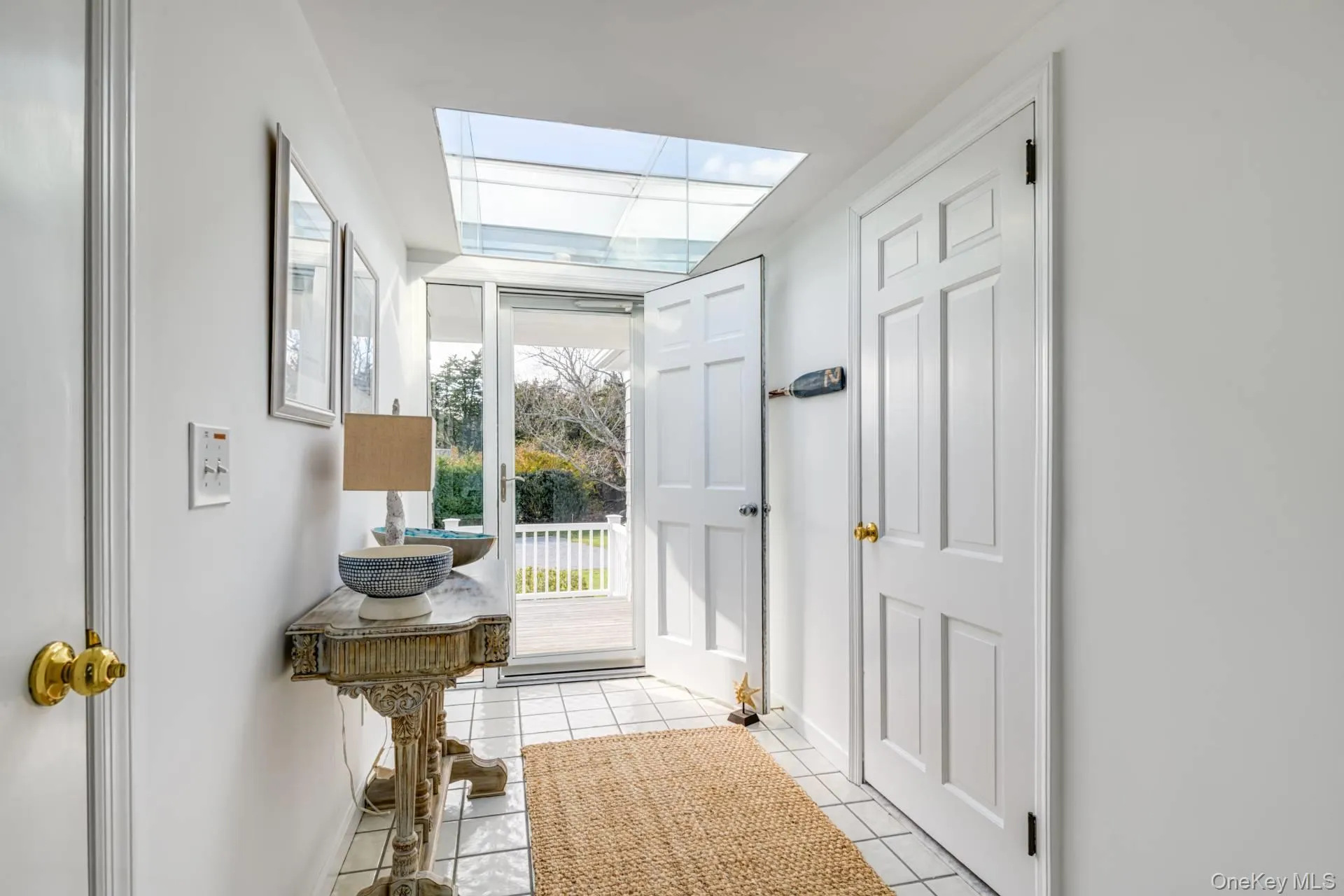 29 Coxs Curve Road, Southampton, NY, 4 Bedroom Bedrooms, 7 Room Rooms,3 BathroomBathrooms,Residential Lease,For Rent,Coxs Curve,0,1059199 29 Coxs Curve Road, Southampton, NY, 4 Bedroom Bedrooms, 7 Room Rooms,3 BathroomBathrooms,Residential Lease,For Rent,Coxs Curve,0,1059199