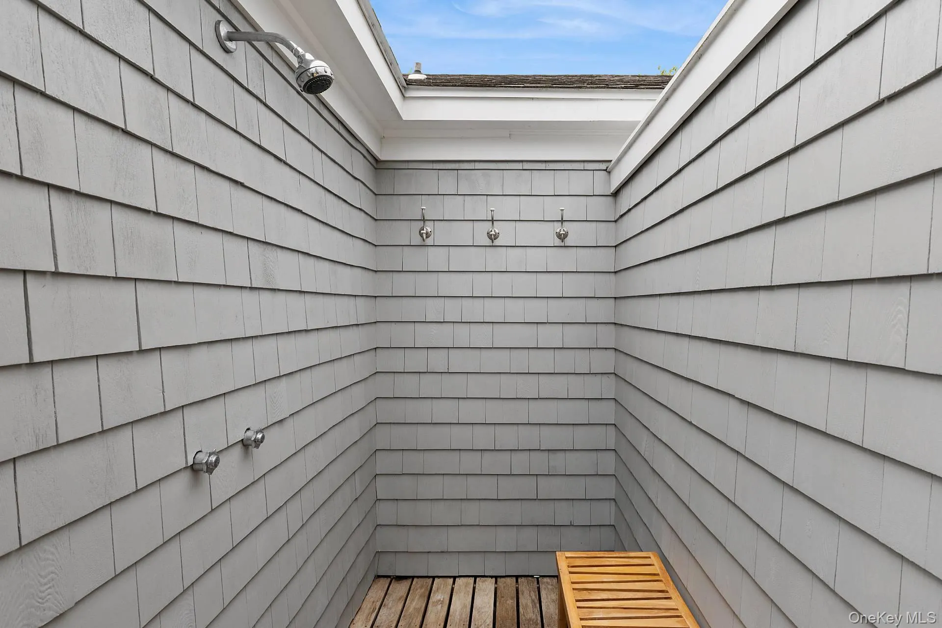29 Coxs Curve Road, Southampton, NY, 4 Bedroom Bedrooms, 7 Room Rooms,3 BathroomBathrooms,Residential Lease,For Rent,Coxs Curve,0,1059199 29 Coxs Curve Road, Southampton, NY, 4 Bedroom Bedrooms, 7 Room Rooms,3 BathroomBathrooms,Residential Lease,For Rent,Coxs Curve,0,1059199